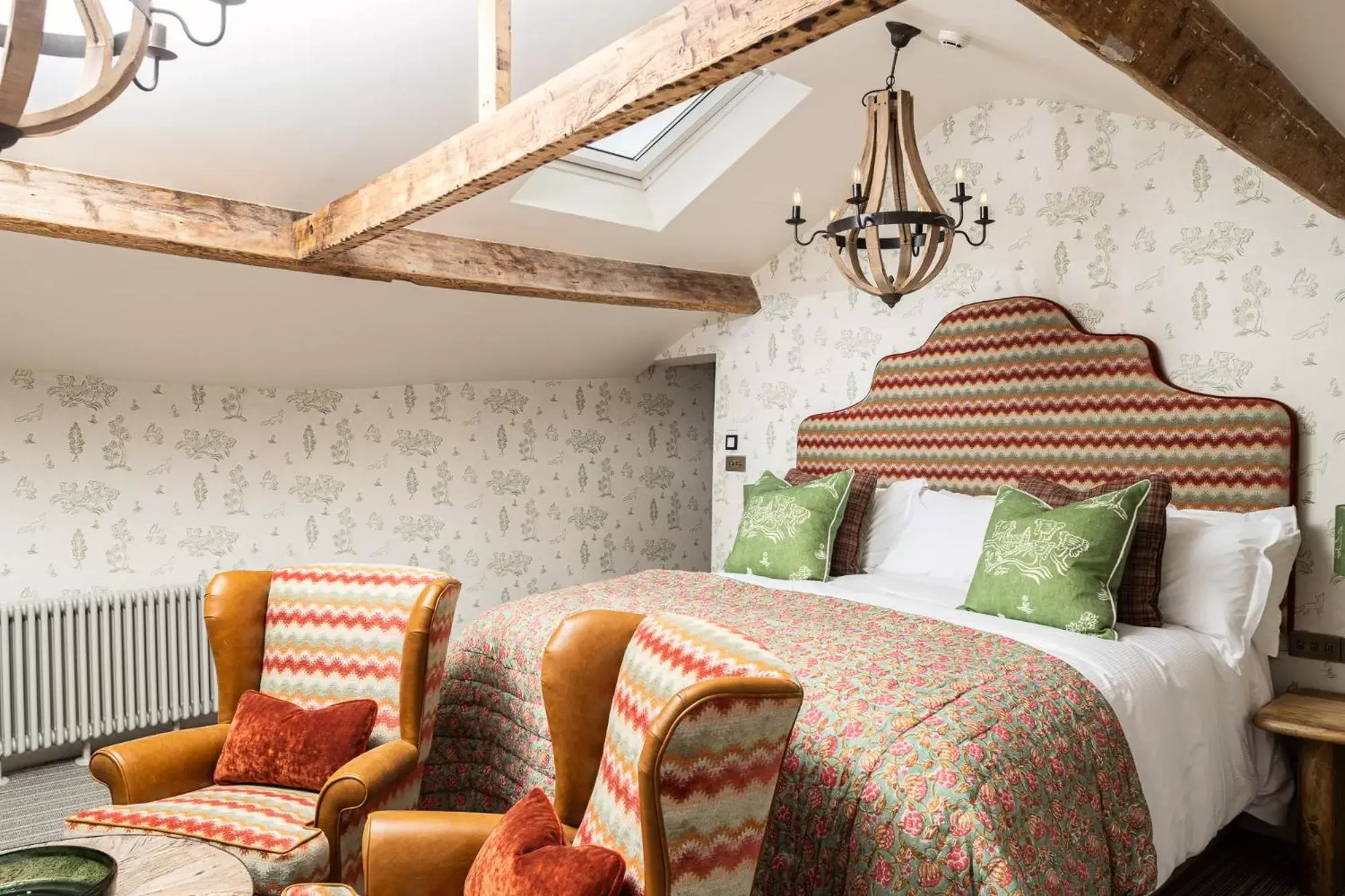 Bed, Seating Area in The Dalesman Country Inn