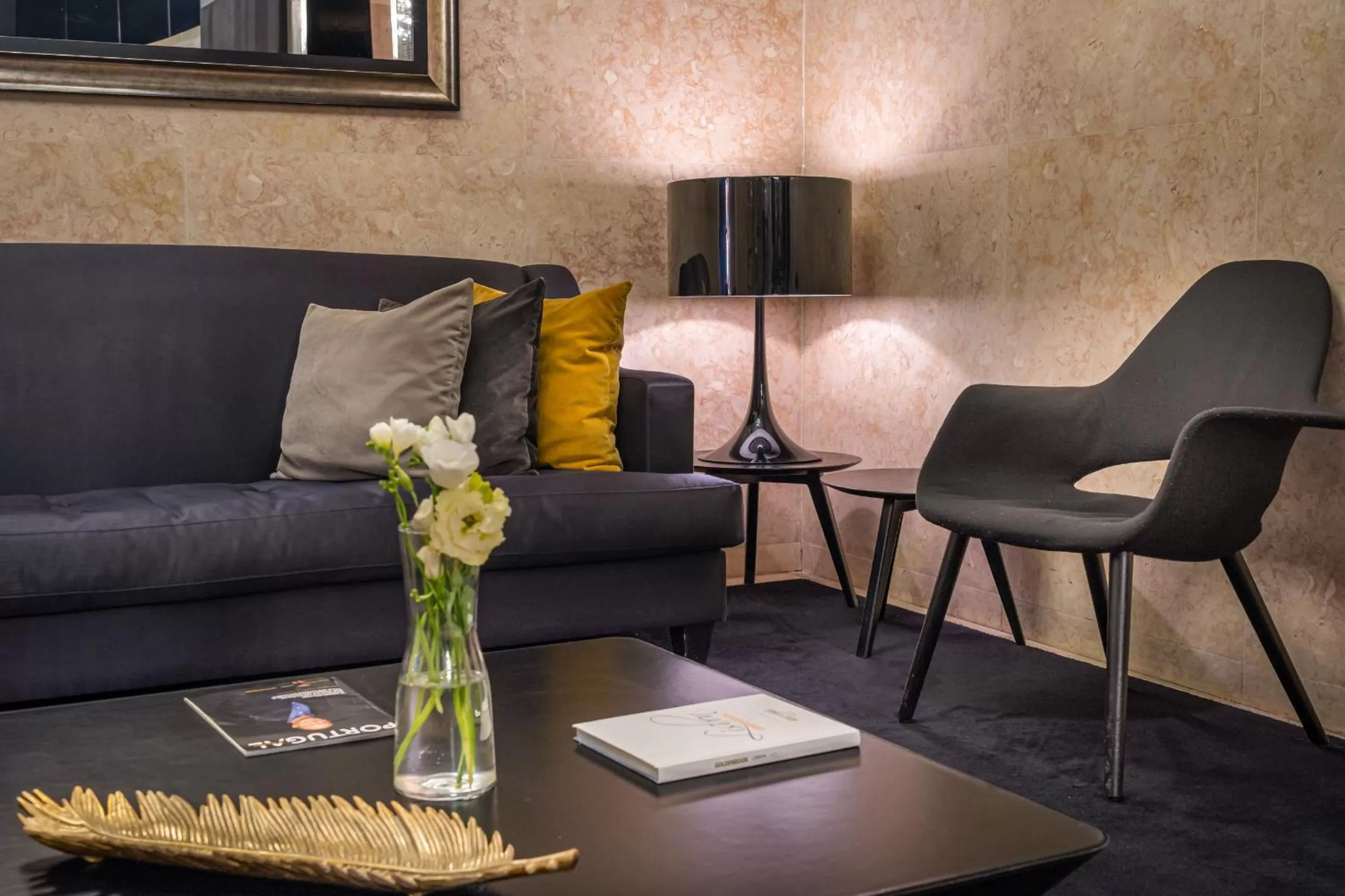 Lobby or reception in Hotel do Chiado