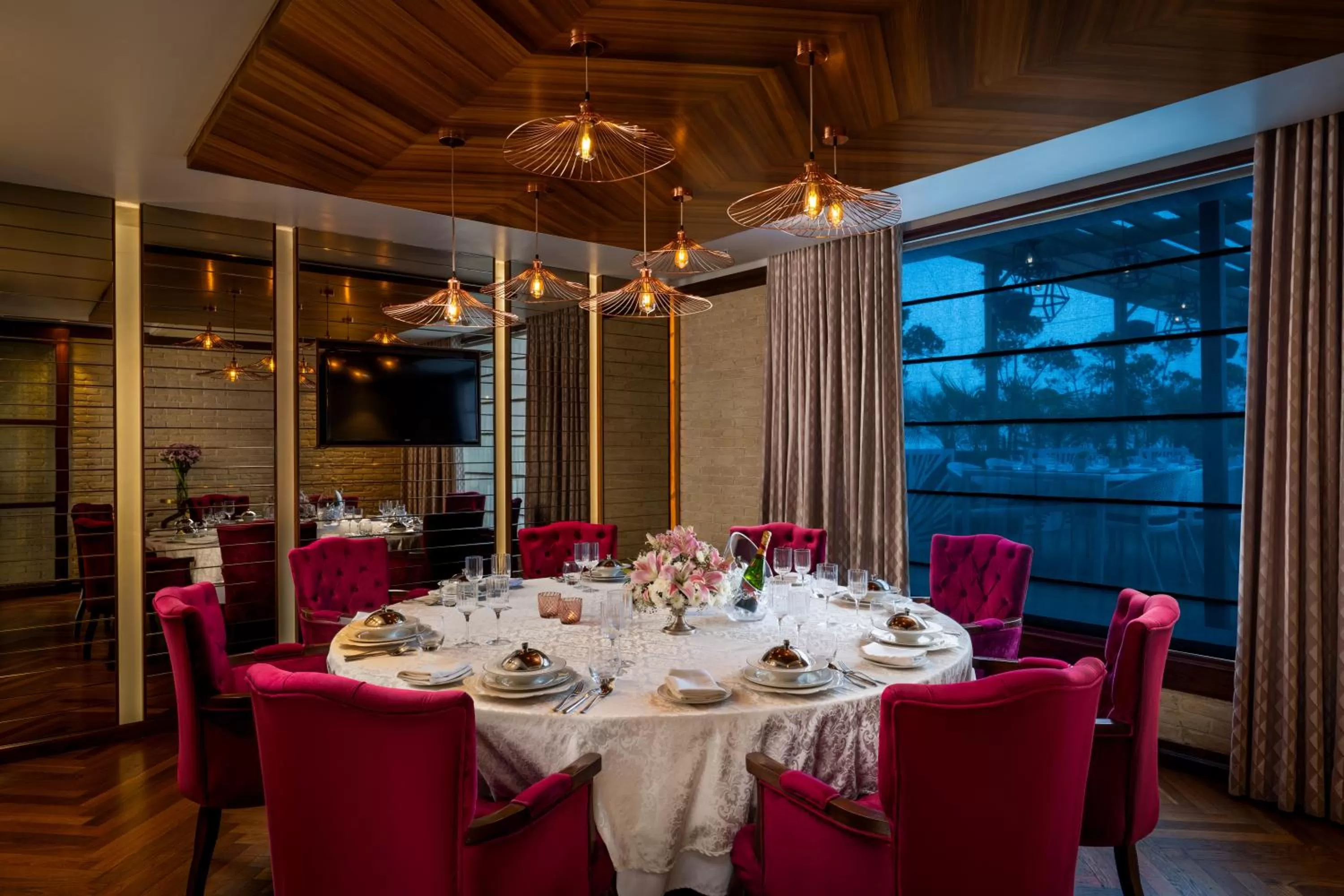 Restaurant/places to eat in WOW Crest, Indore - IHCL SeleQtions