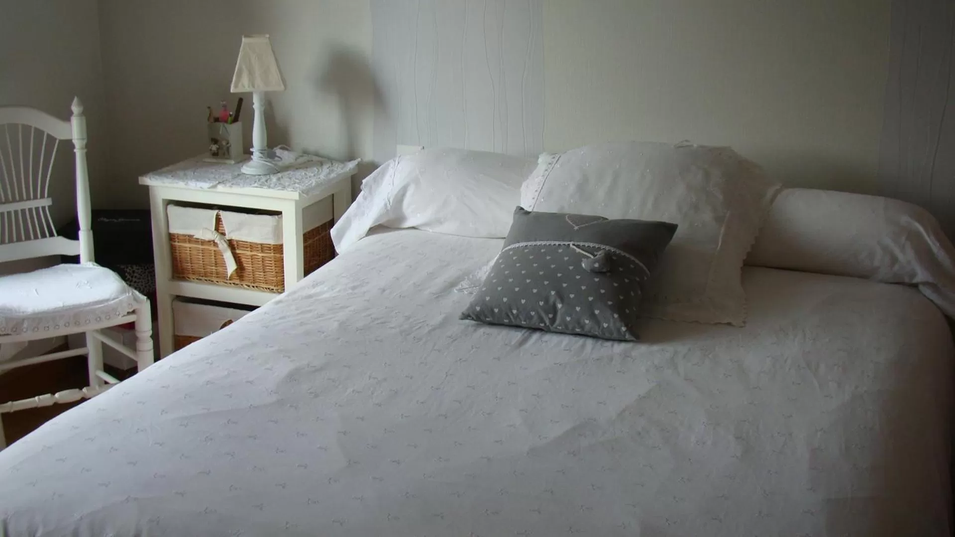 Photo of the whole room, Bed in Chambres d'hôtes Le Bignon dans les Alpes Mancelles