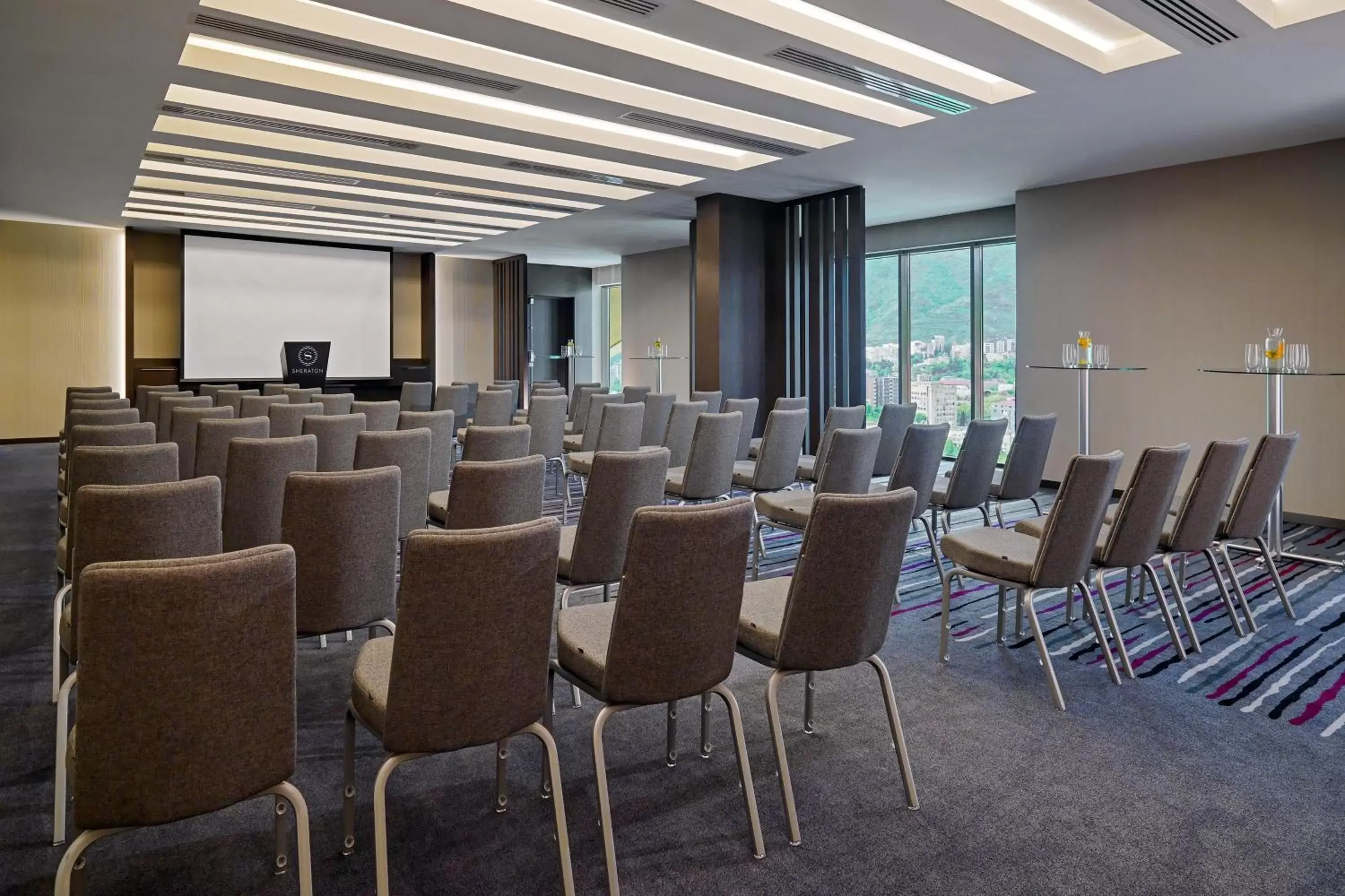 Meeting/conference room in Sheraton Grand Tbilisi Metechi Palace