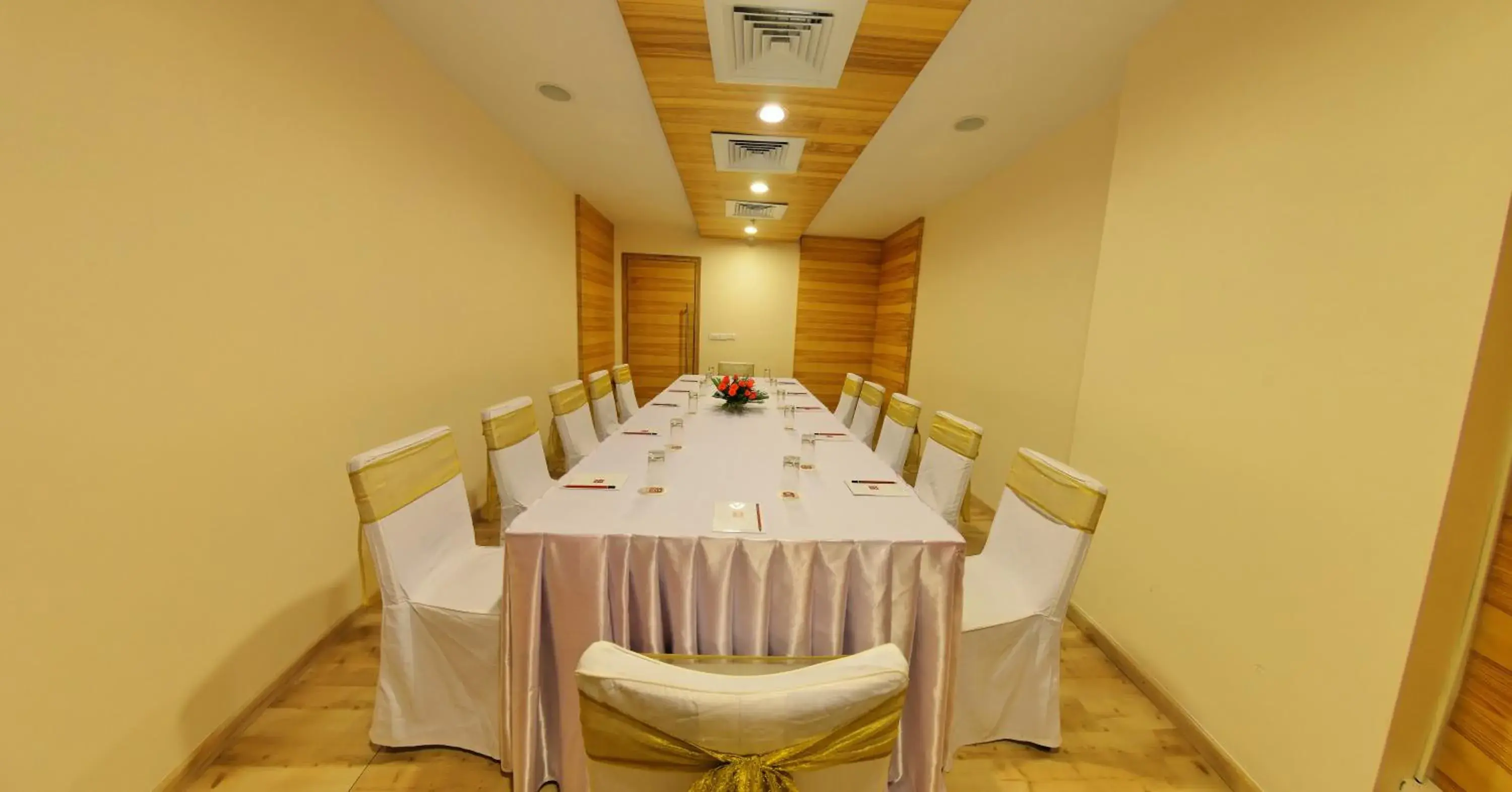 Business facilities in Hotel Gokulam Park - Coimbatore