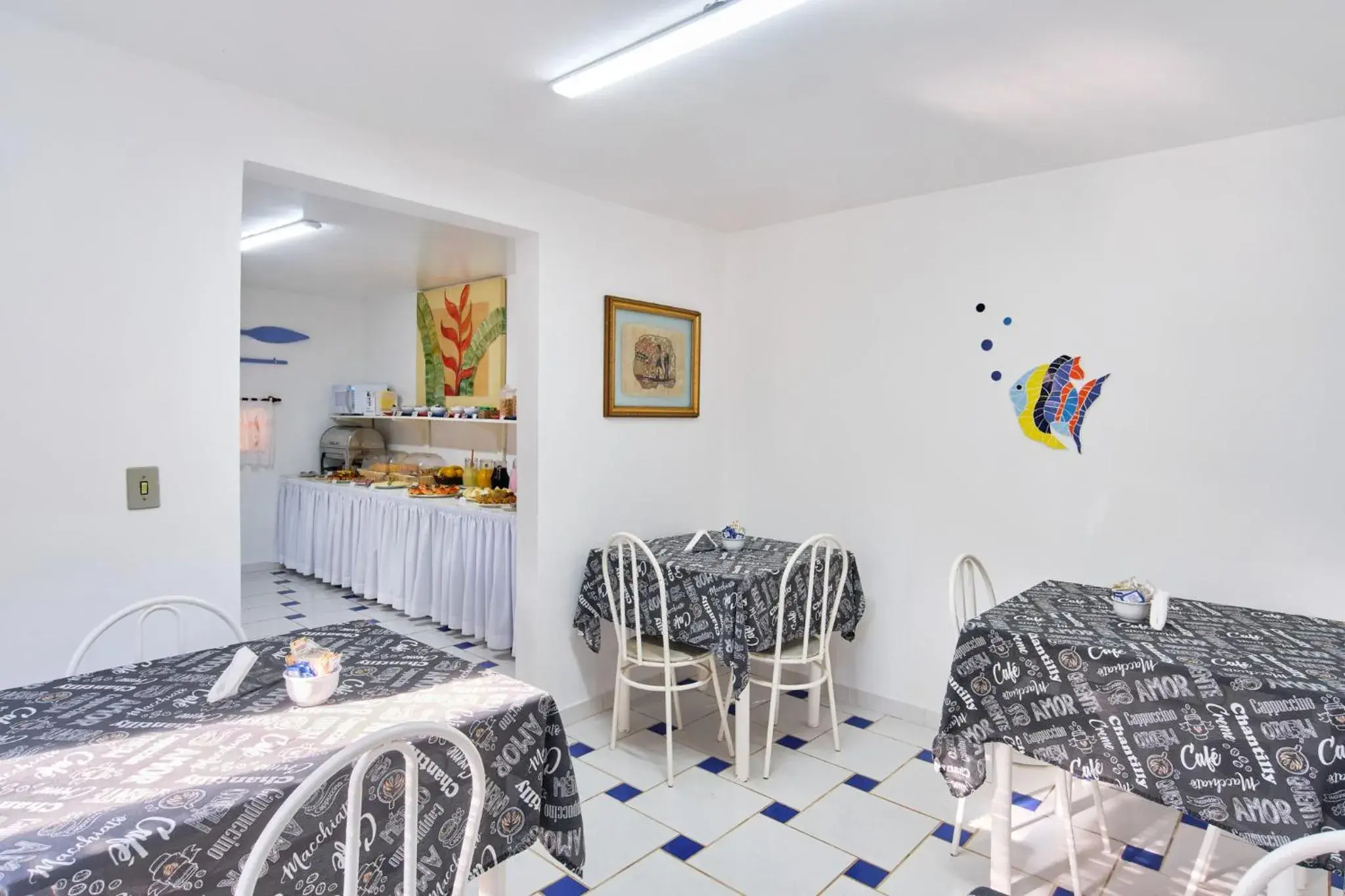 Breakfast, Dining Area in Pousada Sanremo Inn