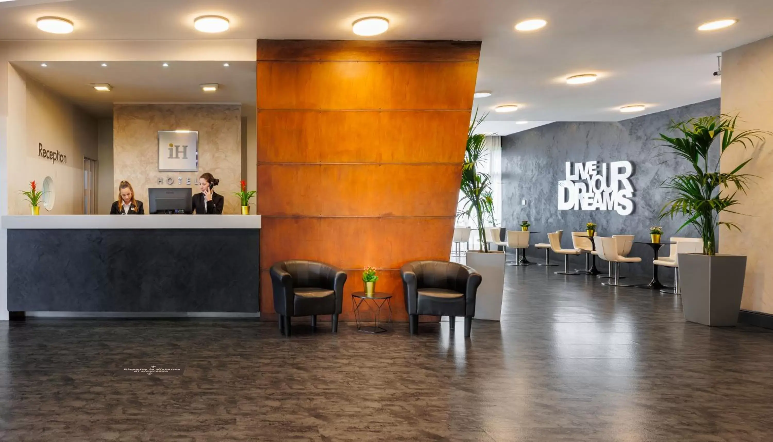 Lobby or reception, Lobby/Reception in iH Hotels Milano Lorenteggio