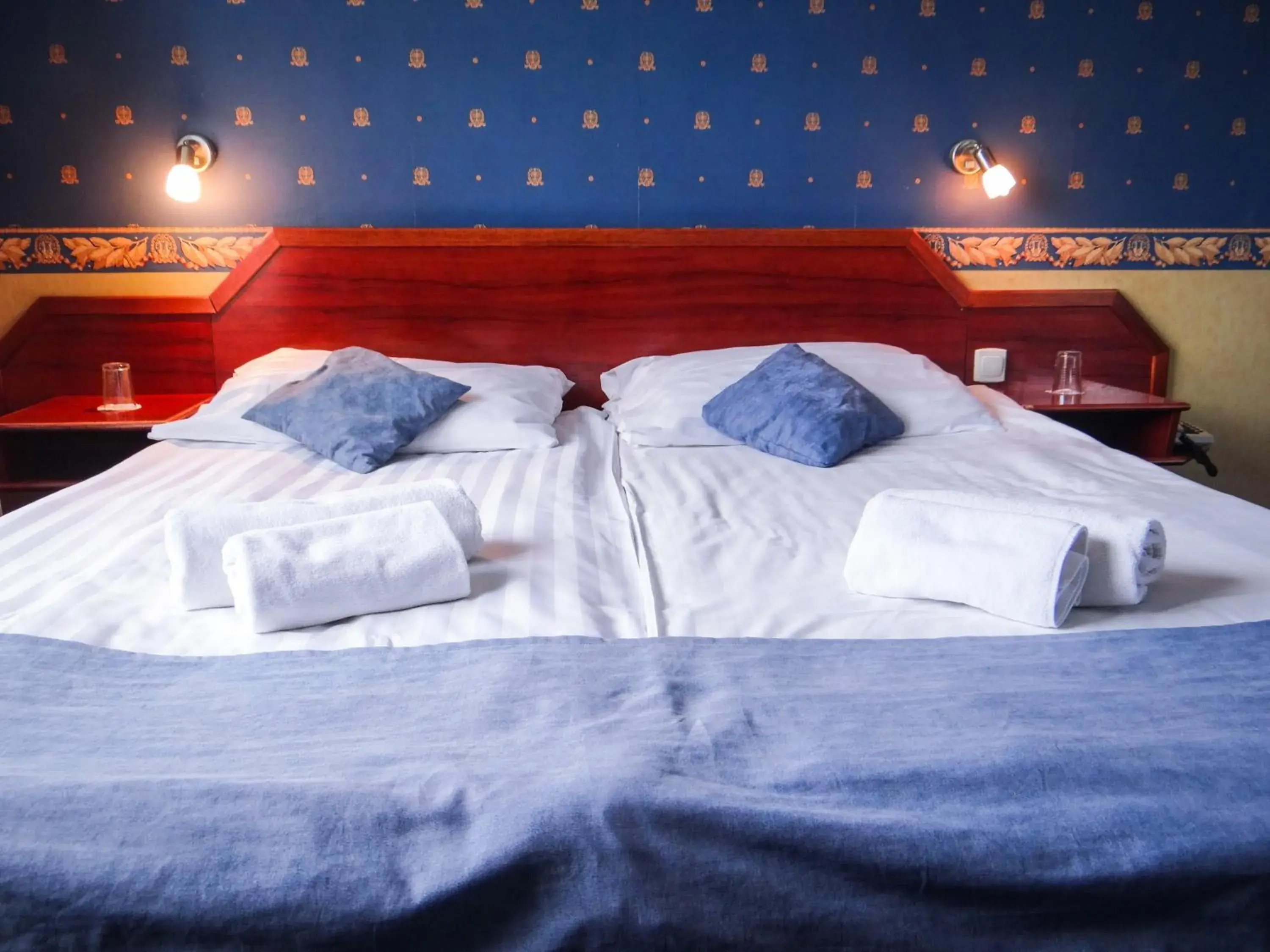 Bedroom, Bed in Classic Hotel