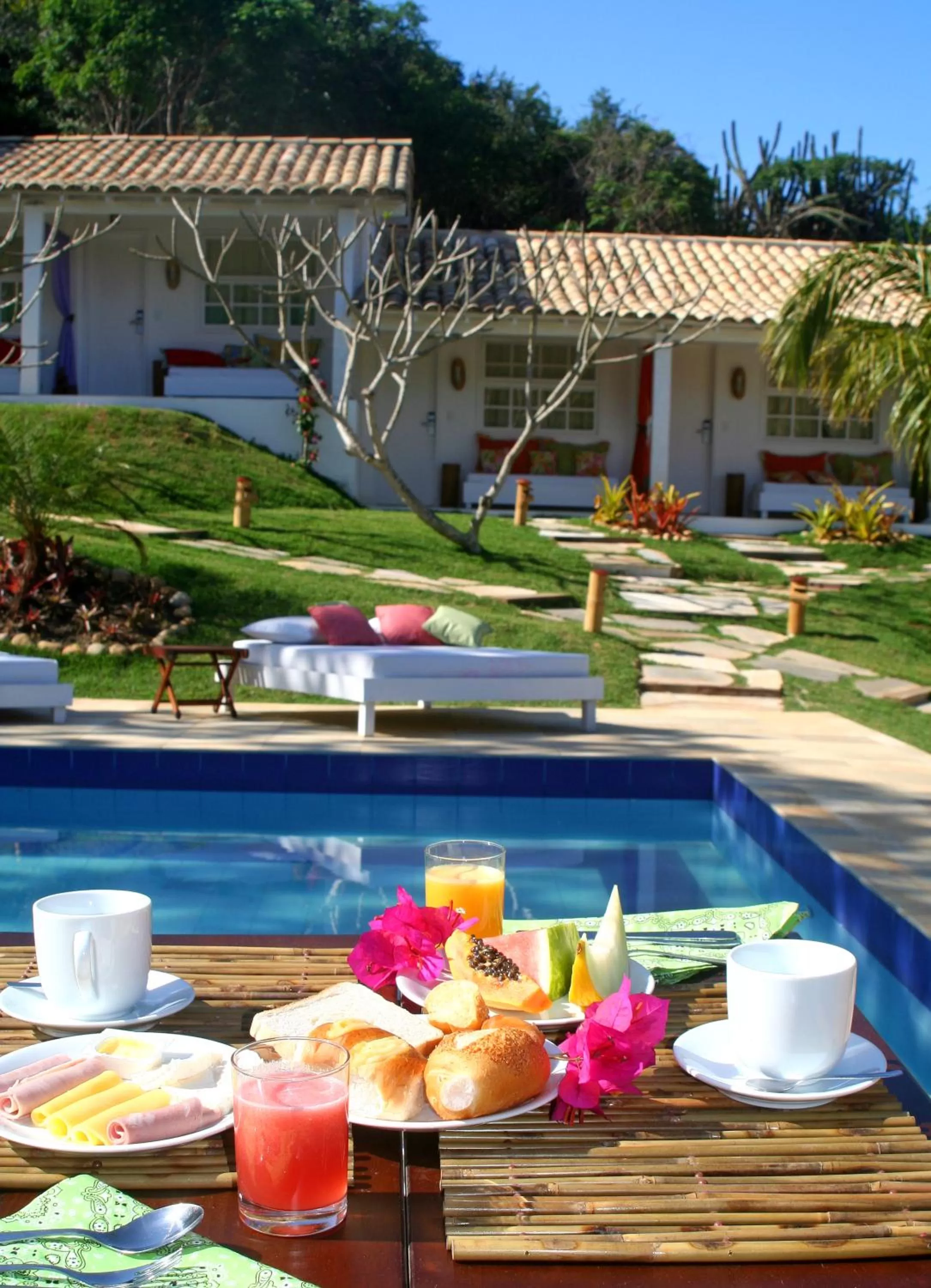 Food and drinks in Pousada Bucaneiro