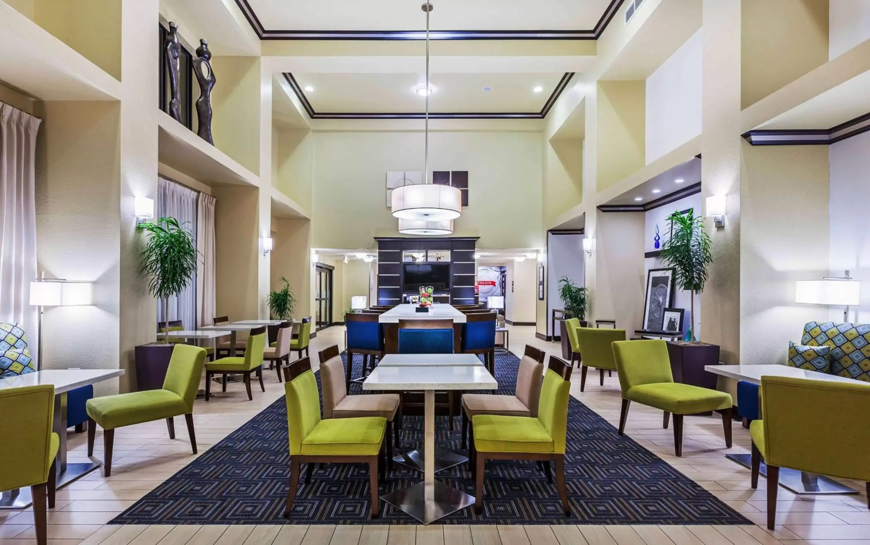 Lobby or reception in Hampton Inn and Suites Lake Jackson-Clute