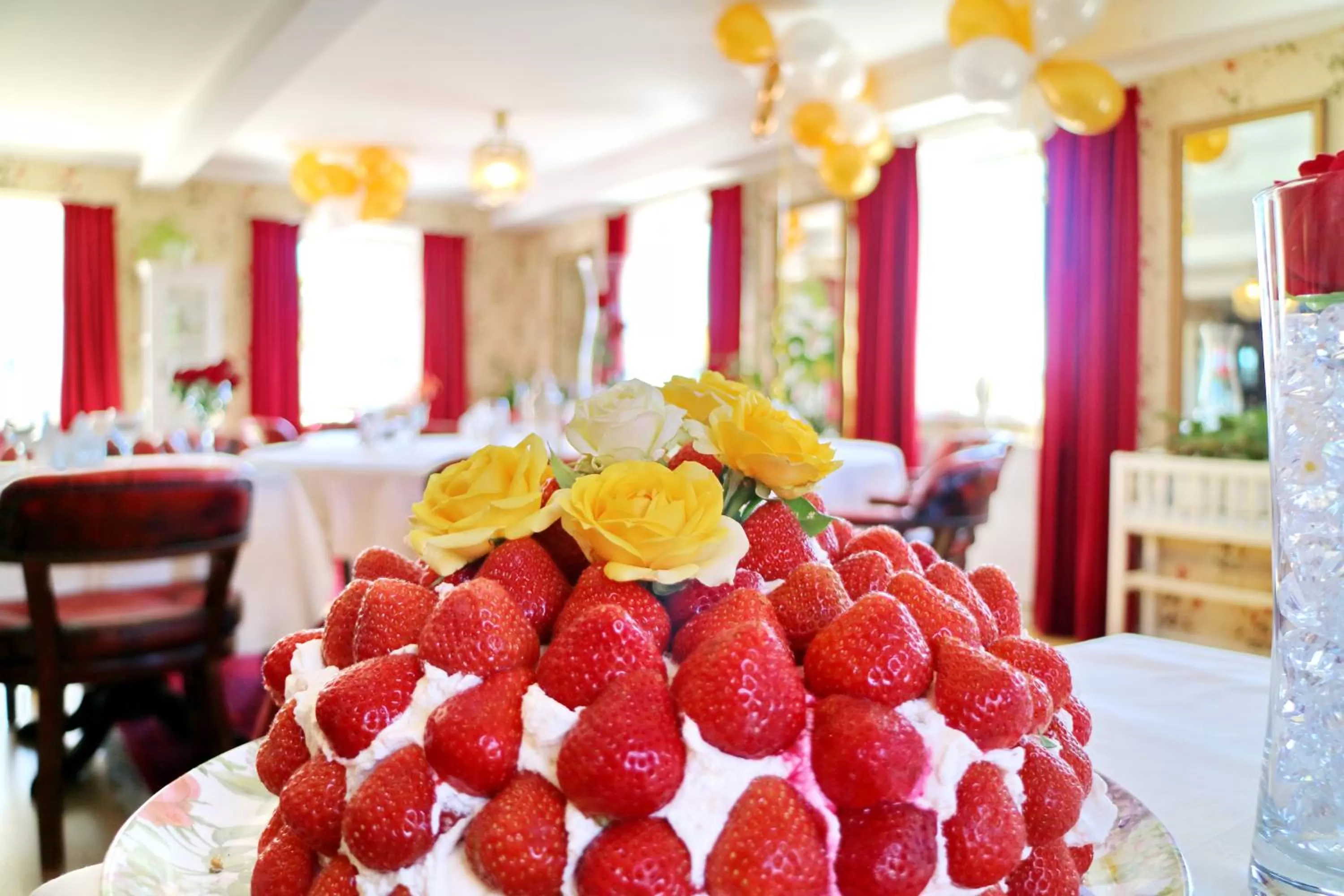 Food and drinks in Vänerport Lakefront Hotell