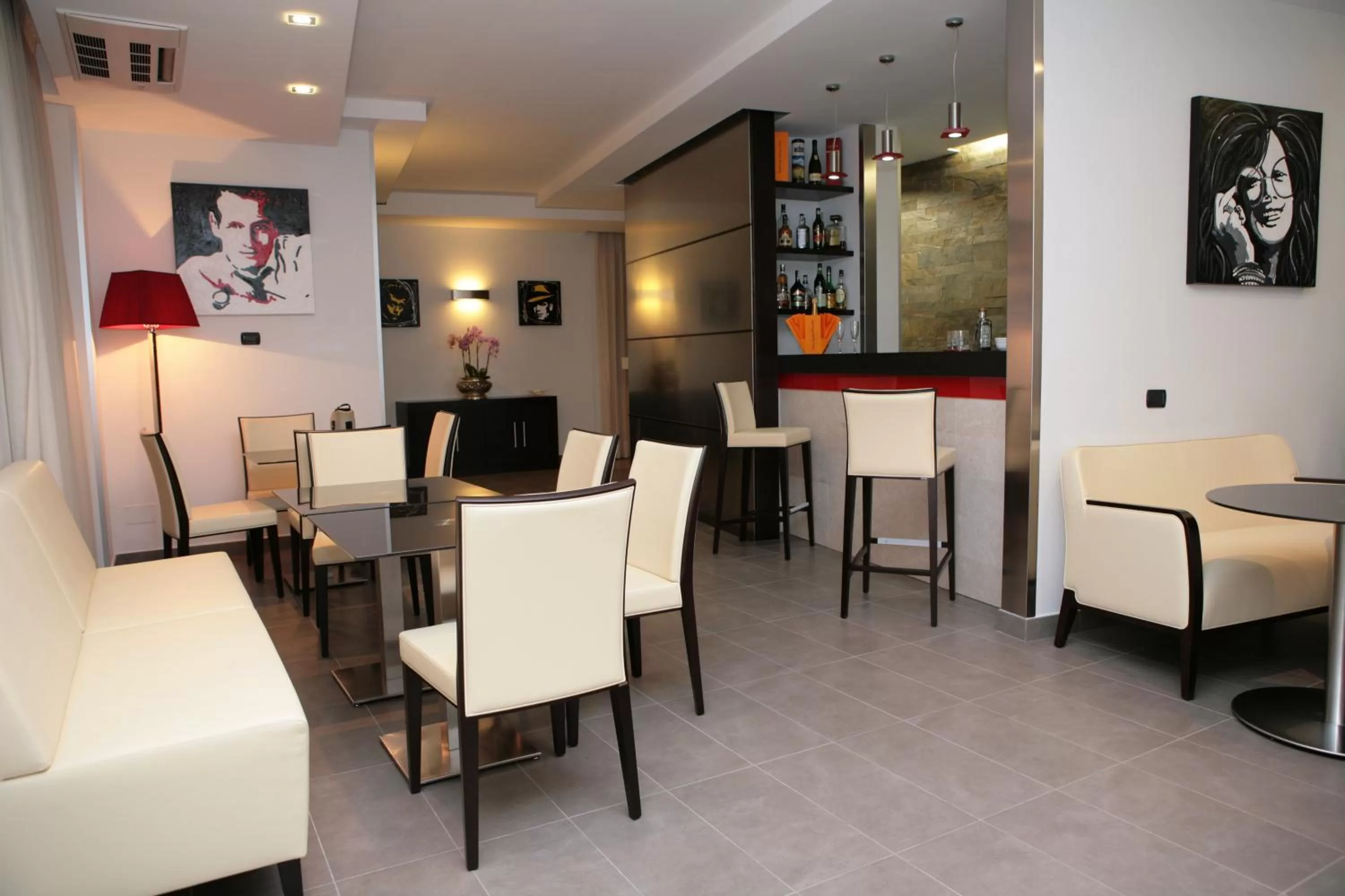 Lounge or bar in Hotel Visagi
