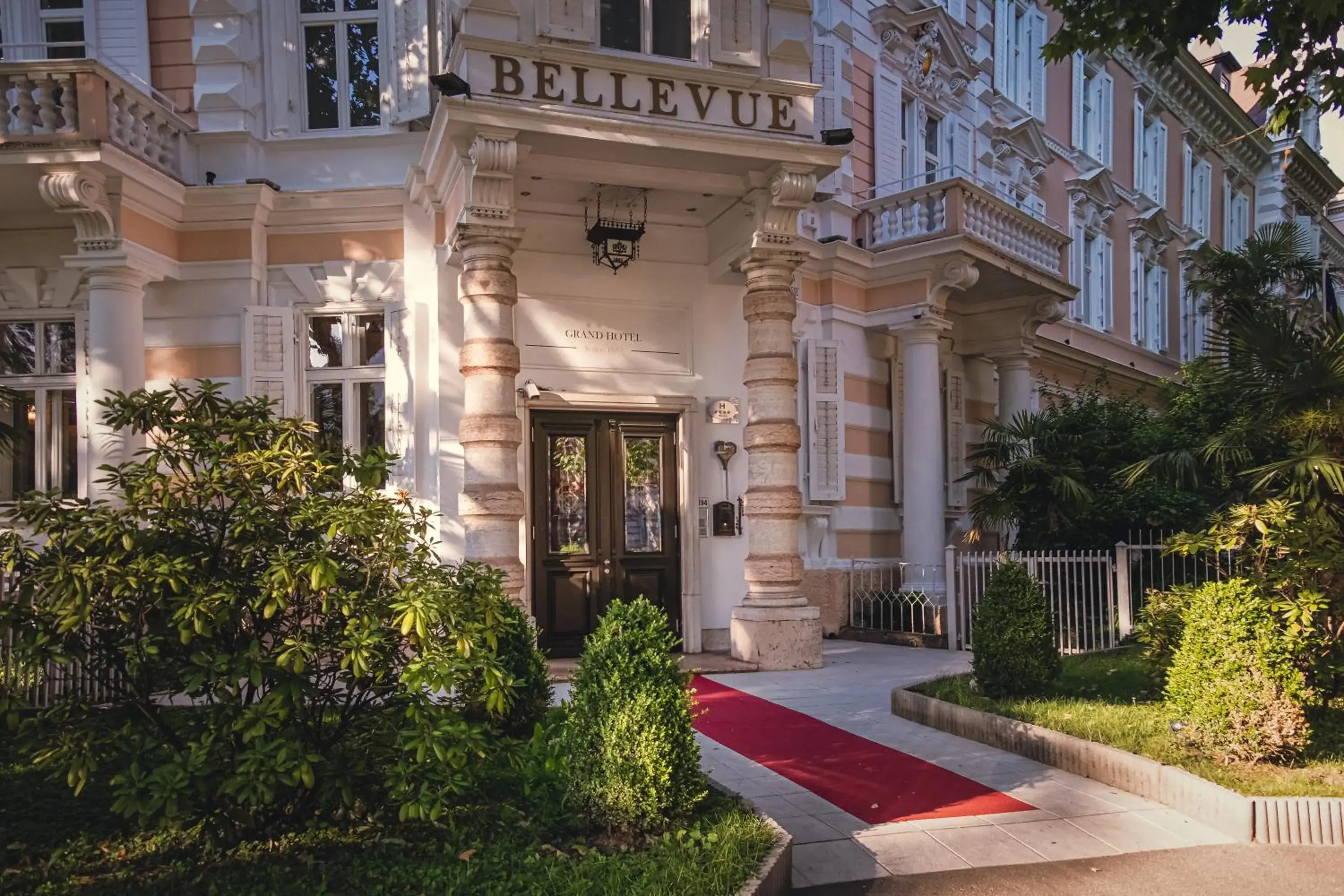 Property building in Grand Hotel Bellevue - adults only