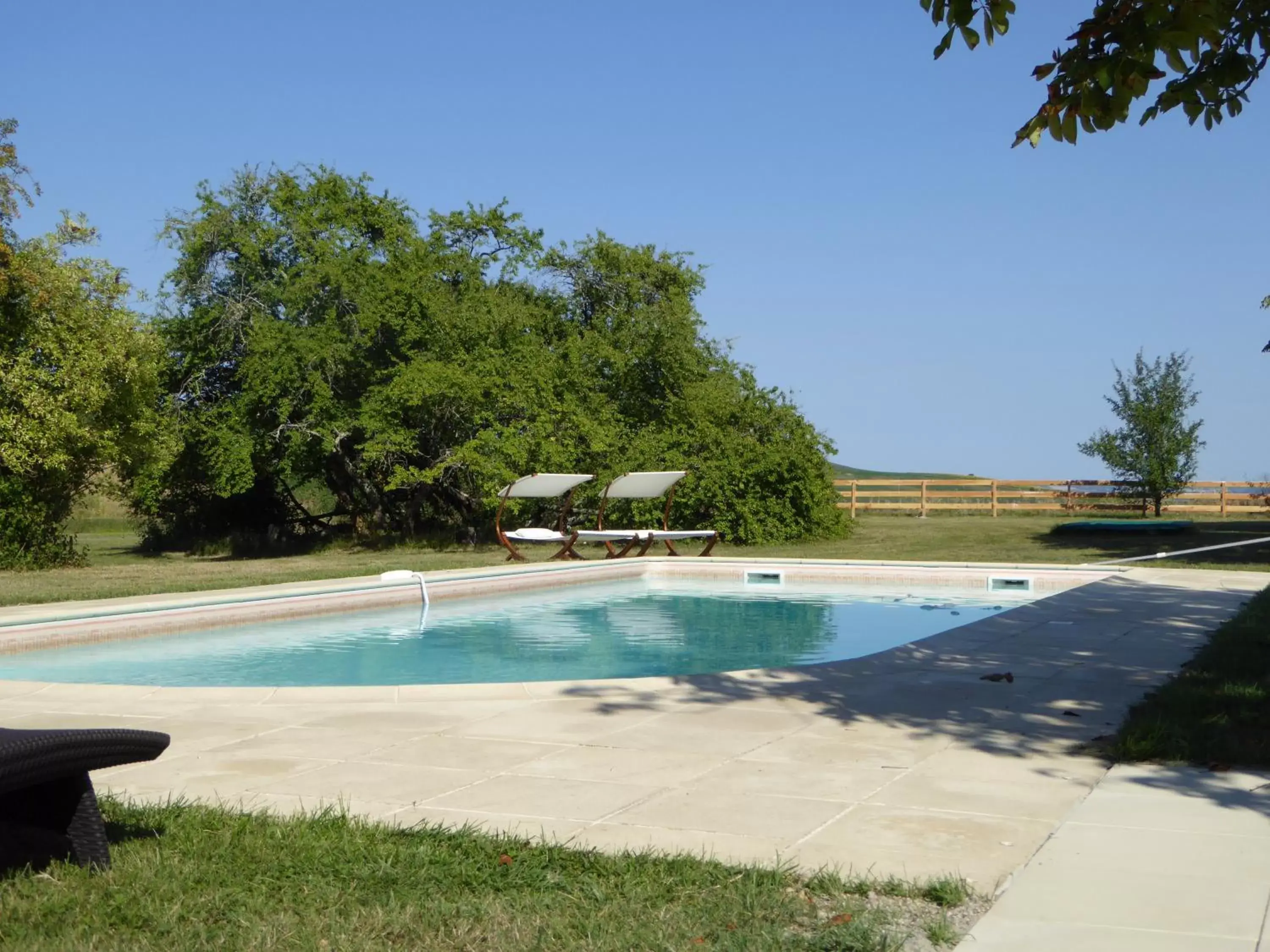 Garden, Swimming Pool in Residence La Salamandre