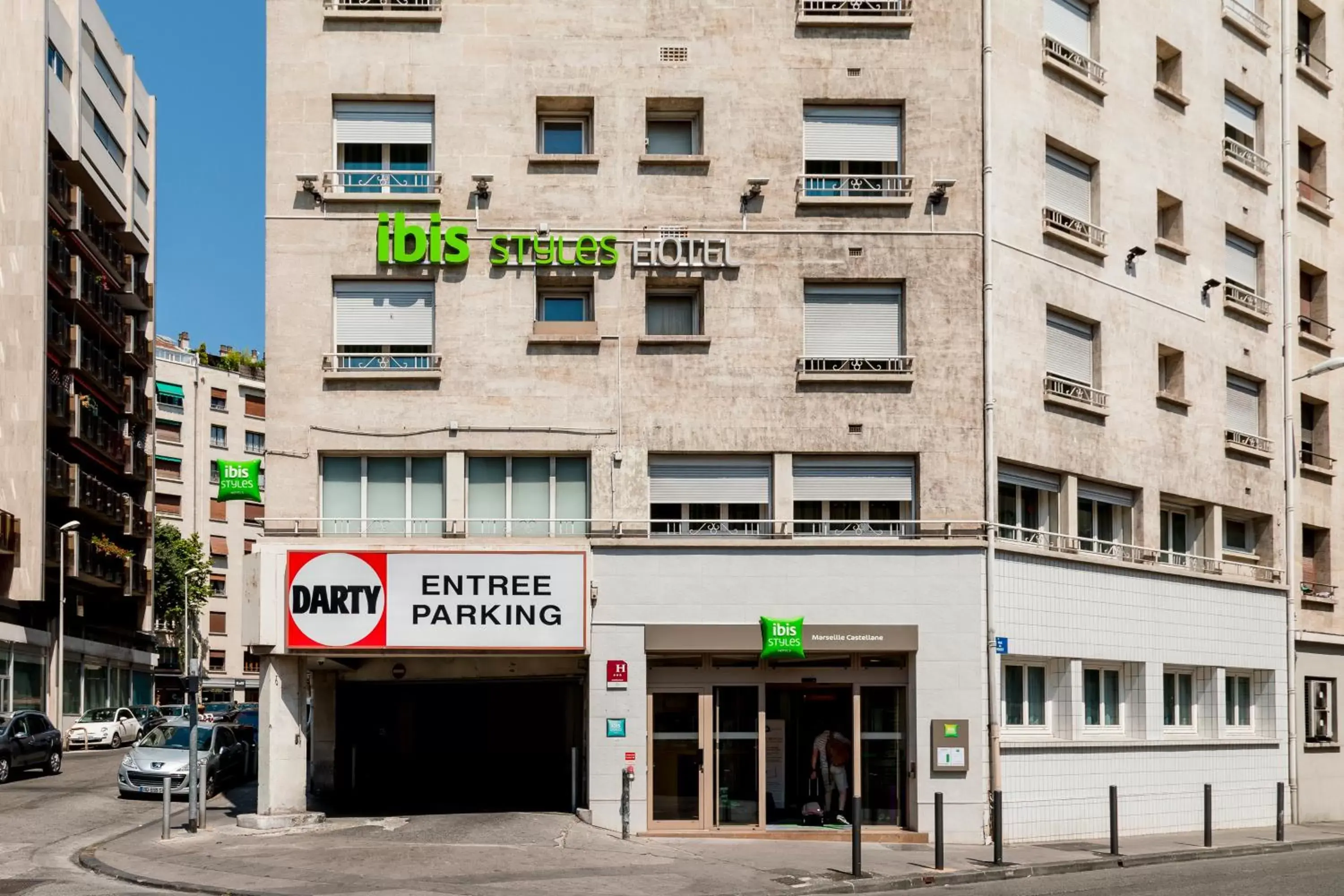 Facade/entrance, Property Building in ibis Styles Marseille Centre Prado Castellane