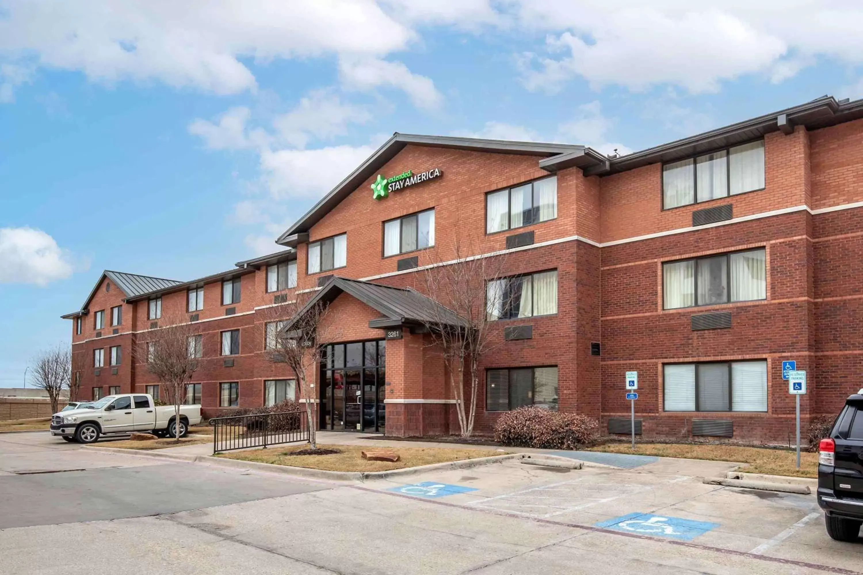 Property Building in Extended Stay America Suites - Fort Worth - Fossil Creek