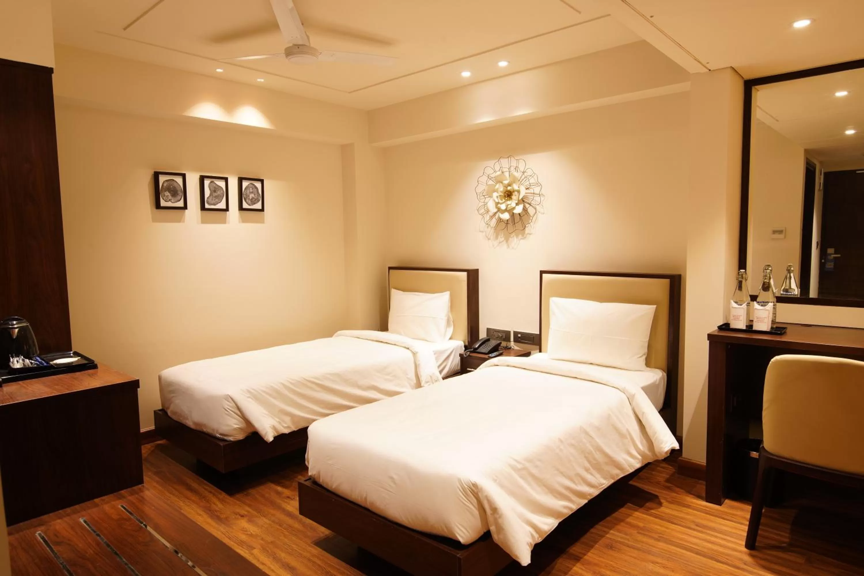 Bed in Comfort Inn Dehradun