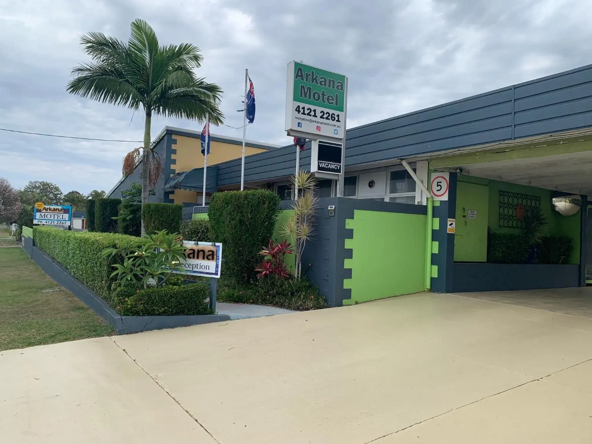 Property logo or sign, Property Building in Arkana Motel