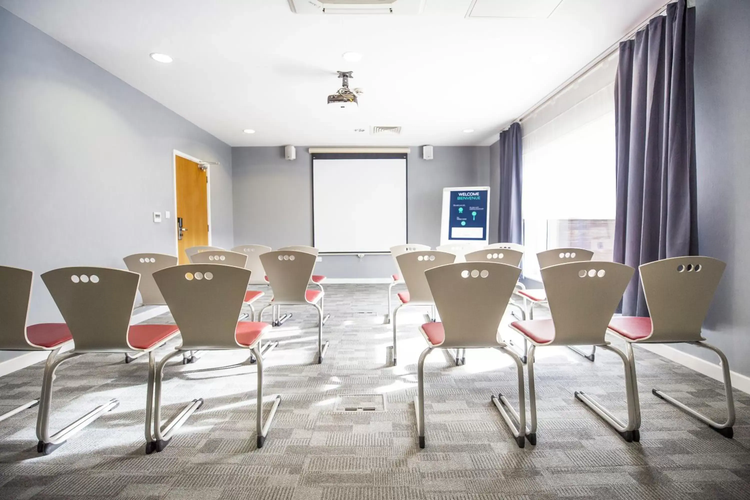 Meeting/conference room in Campanile Hotel Northampton