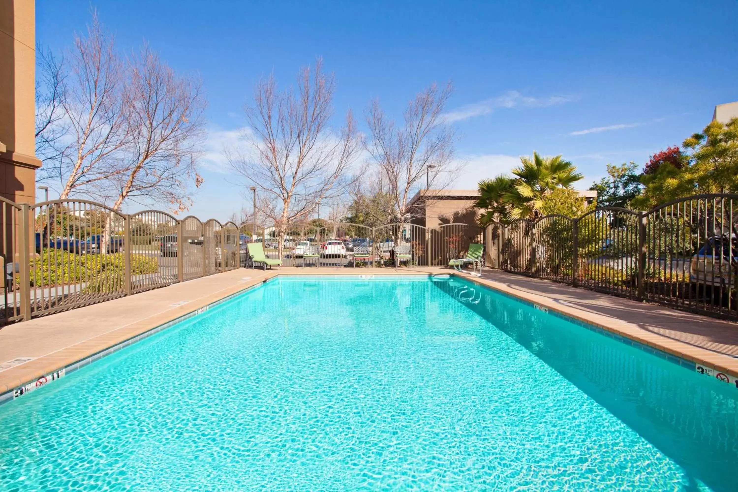 Pool view, Swimming Pool in Hampton Inn & Suites Oakland Airport-Alameda