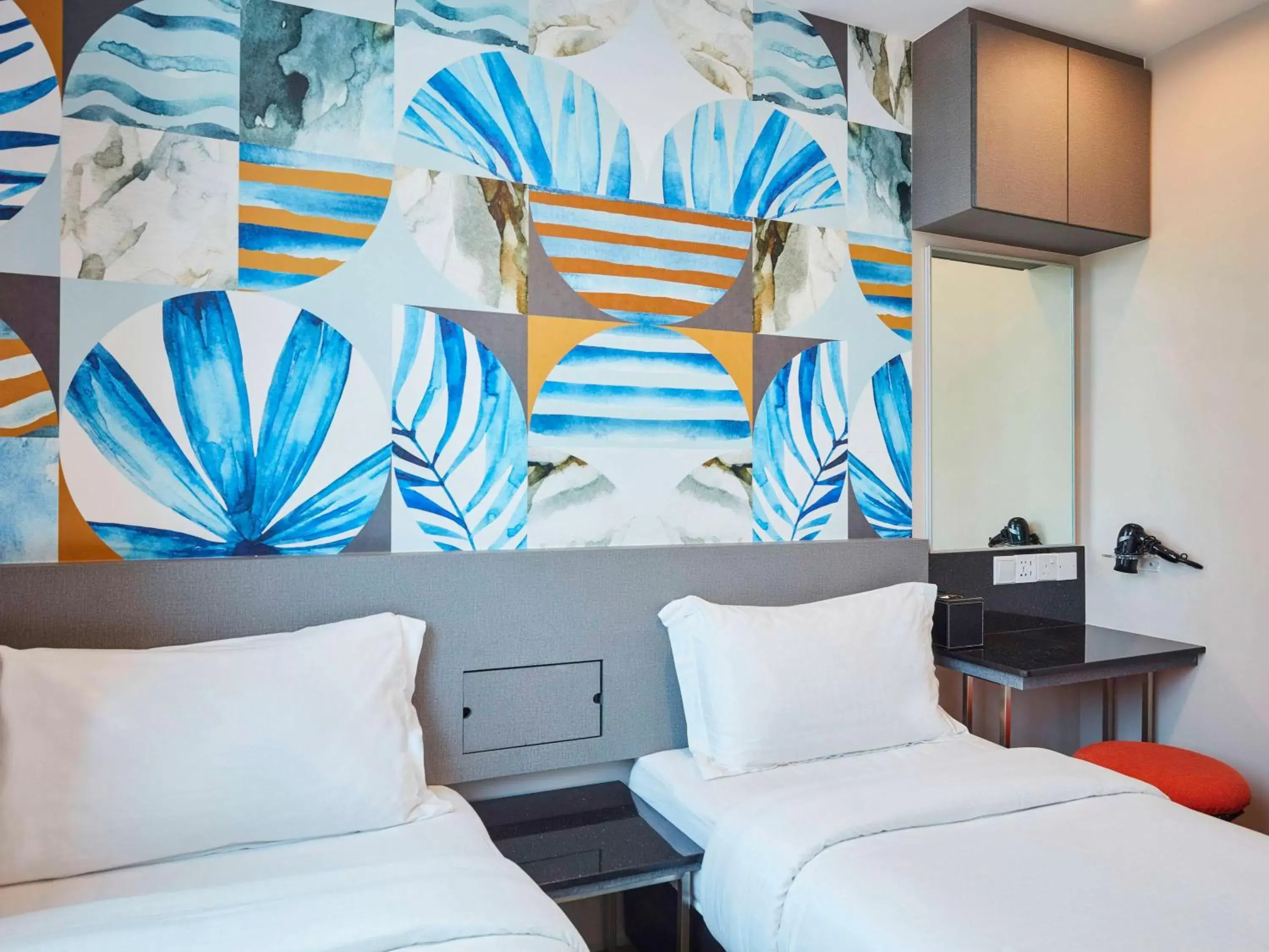 Bedroom, Bed in ibis budget Singapore Sapphire Bedroom, Bed in ibis budget Singapore Sapphire