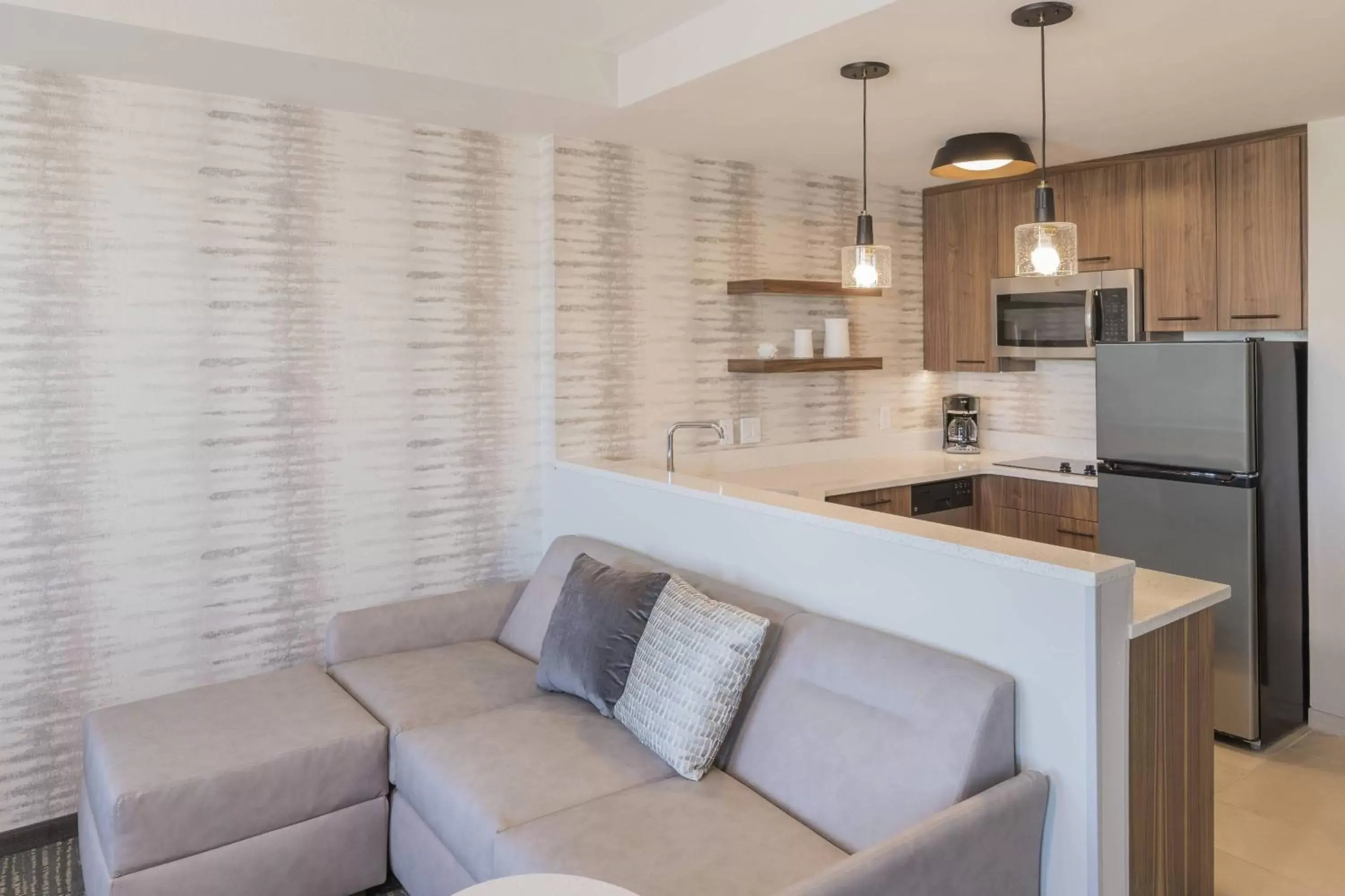 Kitchen or kitchenette, Seating Area in Residence Inn by Marriott Halifax Dartmouth