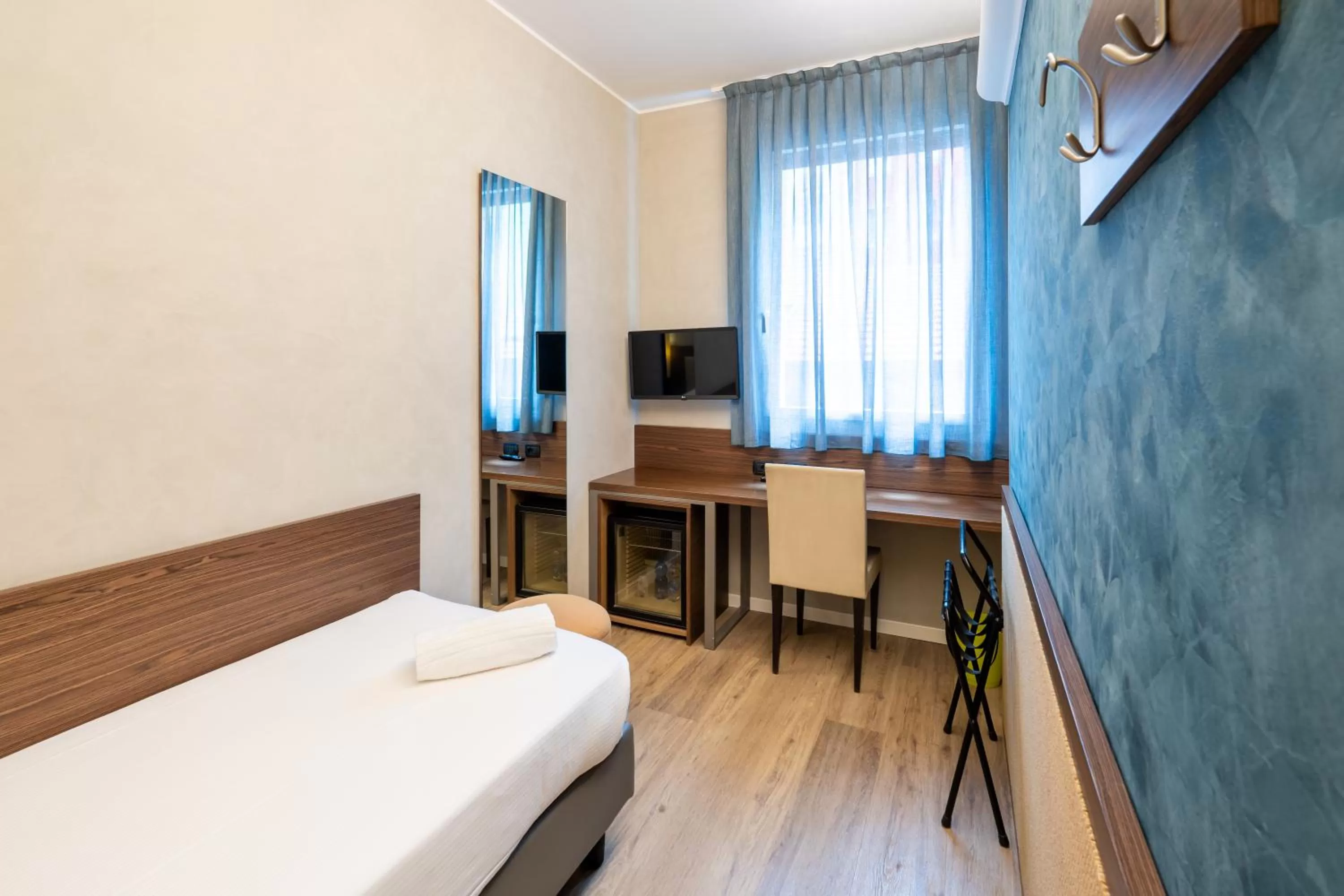 Bed in Hotel Des Etrangers