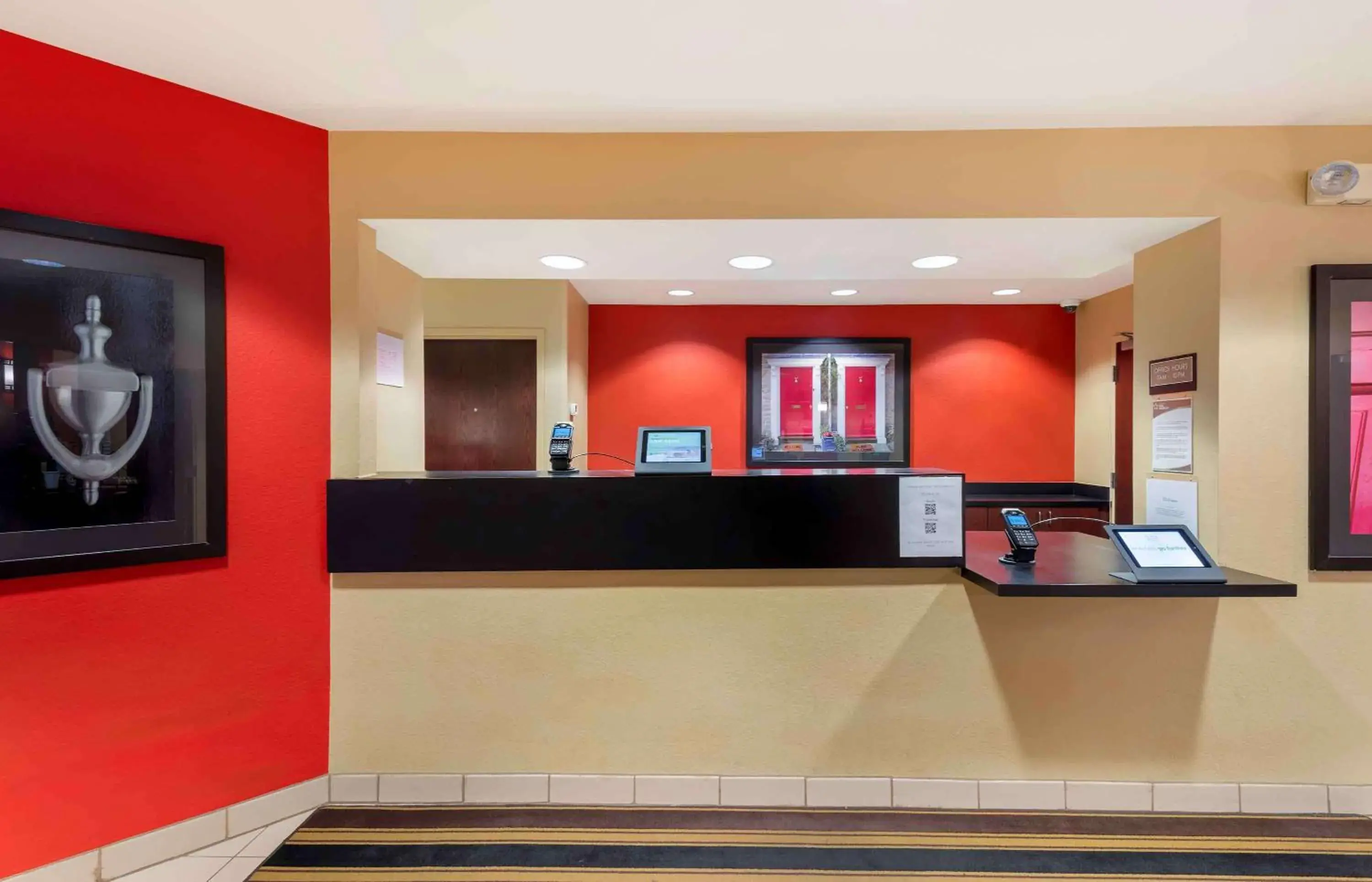 Lobby or reception in MainStay Suites Rochester South Mayo Clinic Lobby or reception in MainStay Suites Rochester South Mayo Clinic