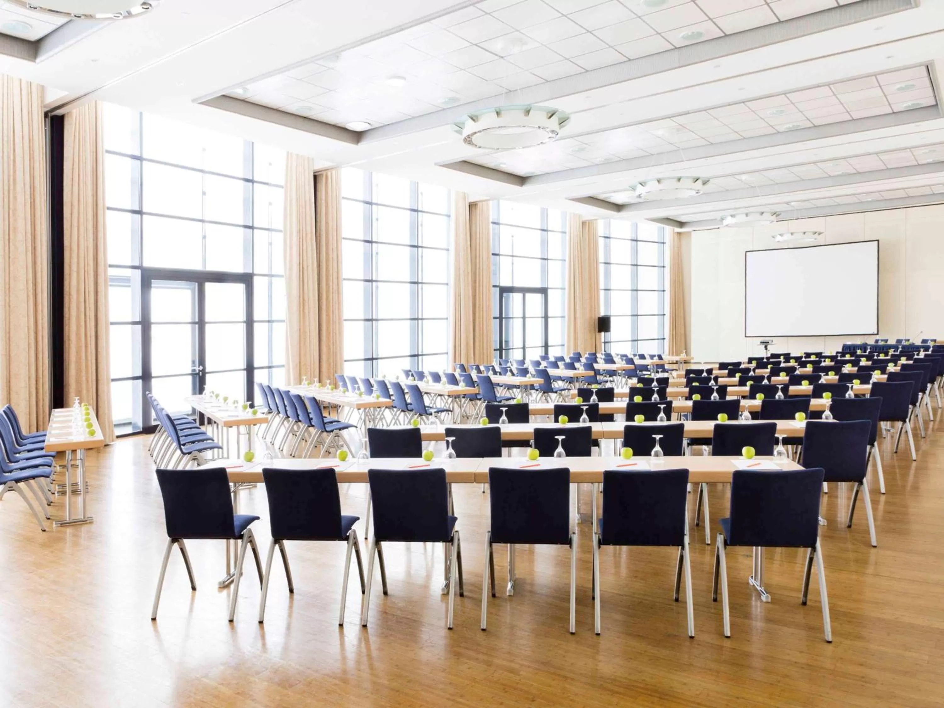 On site in NOVOTEL Hildesheim City