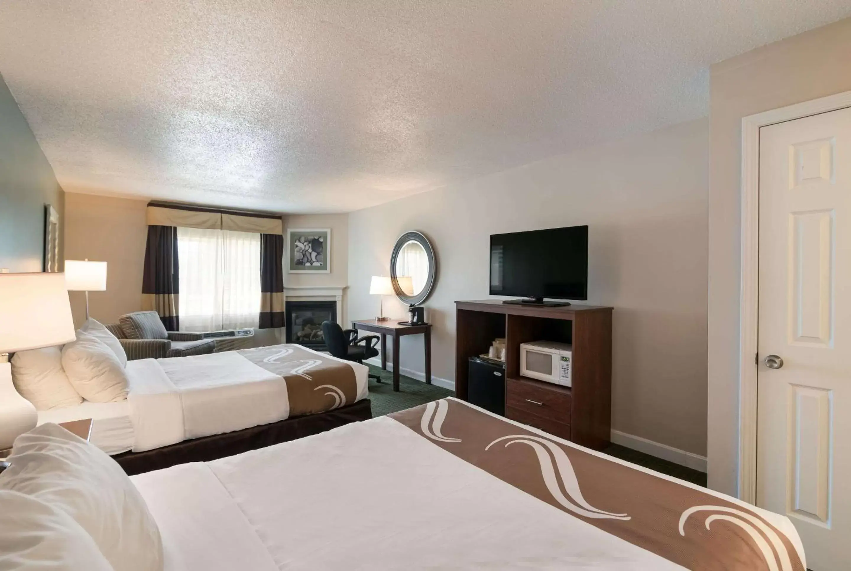 Bedroom, Bed in Quality Inn & Suites