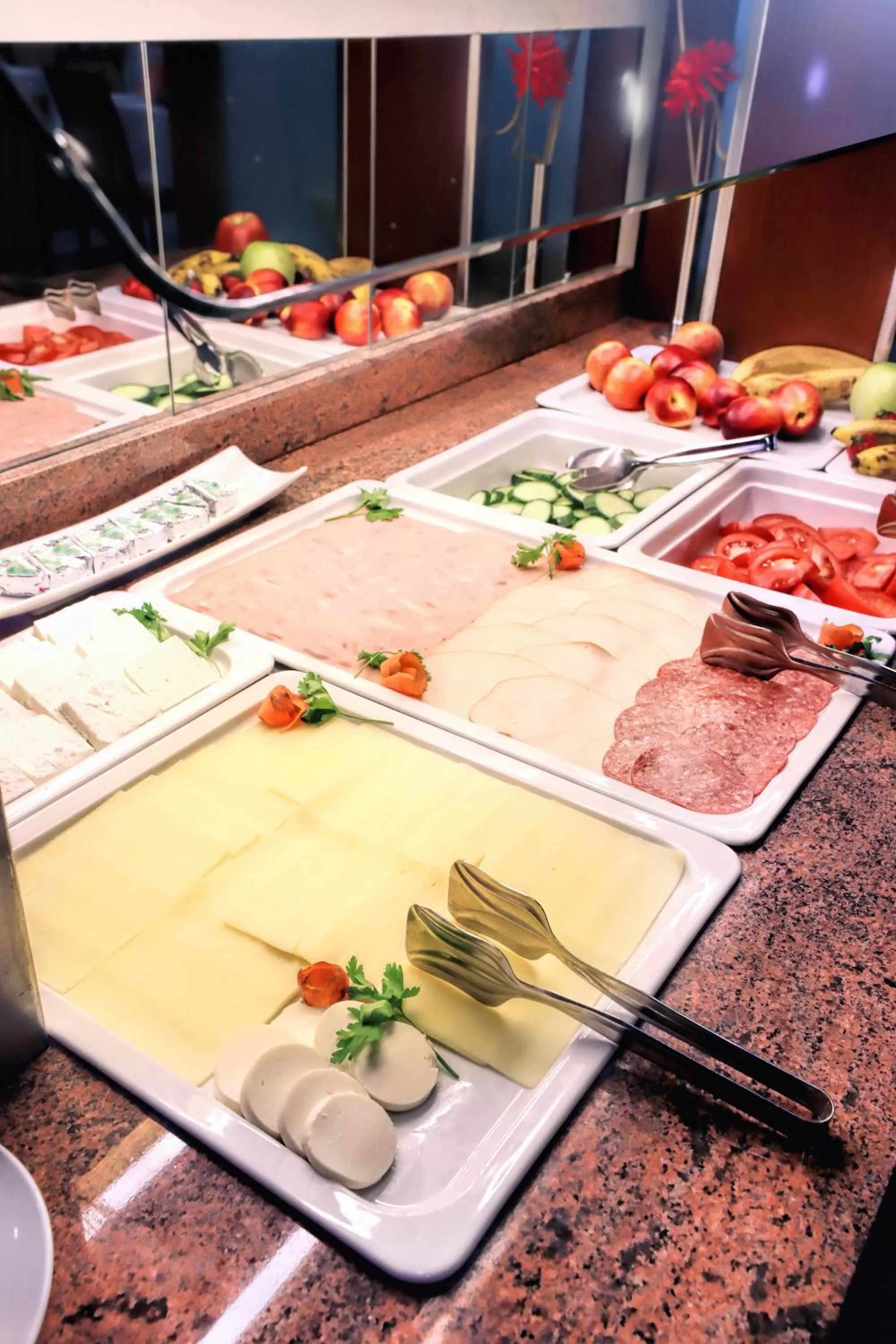 Buffet breakfast in Budapest Hotel - Free Parking