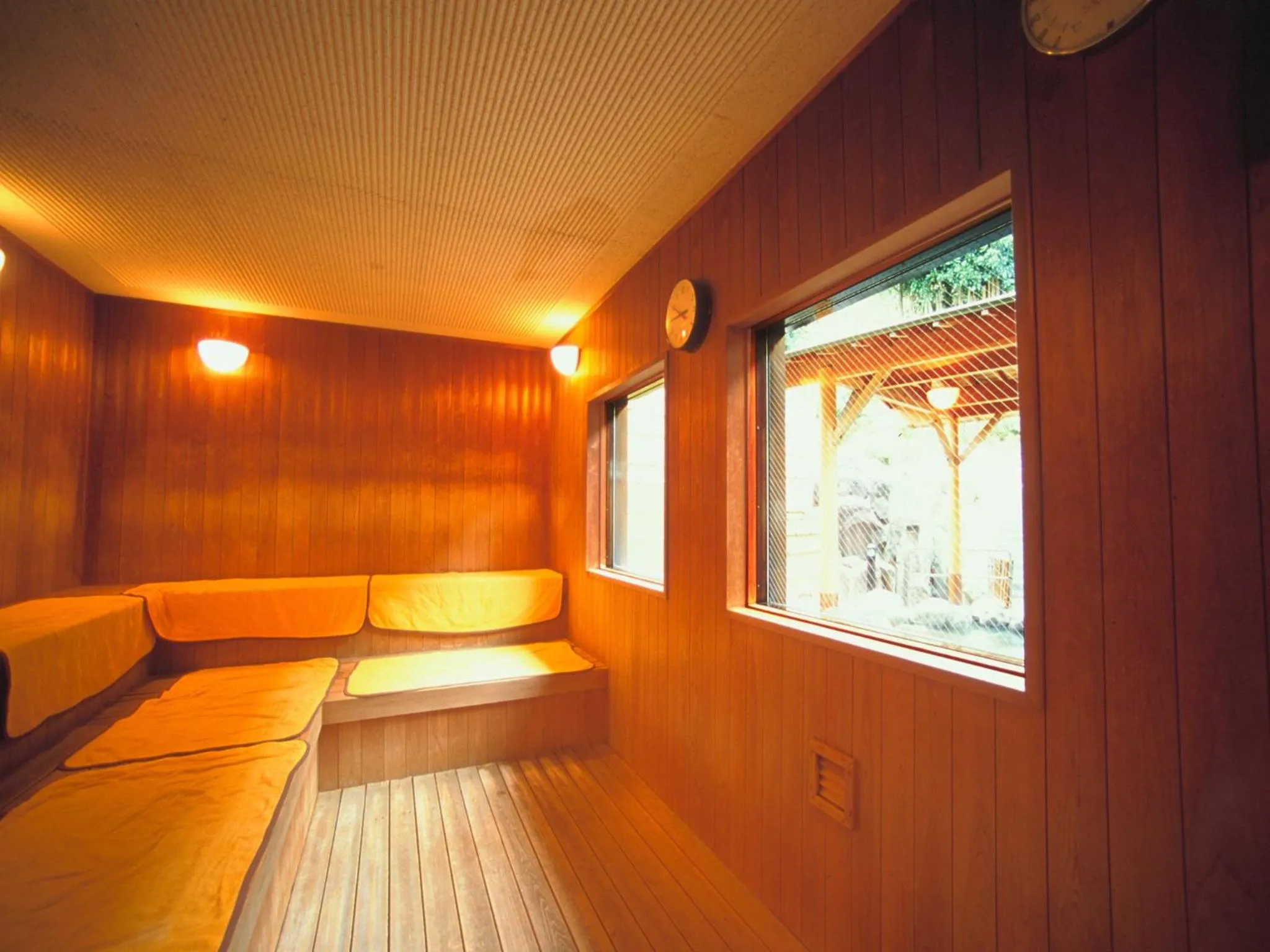 Hot Spring Bath, Bed in Hakonenomori Okada