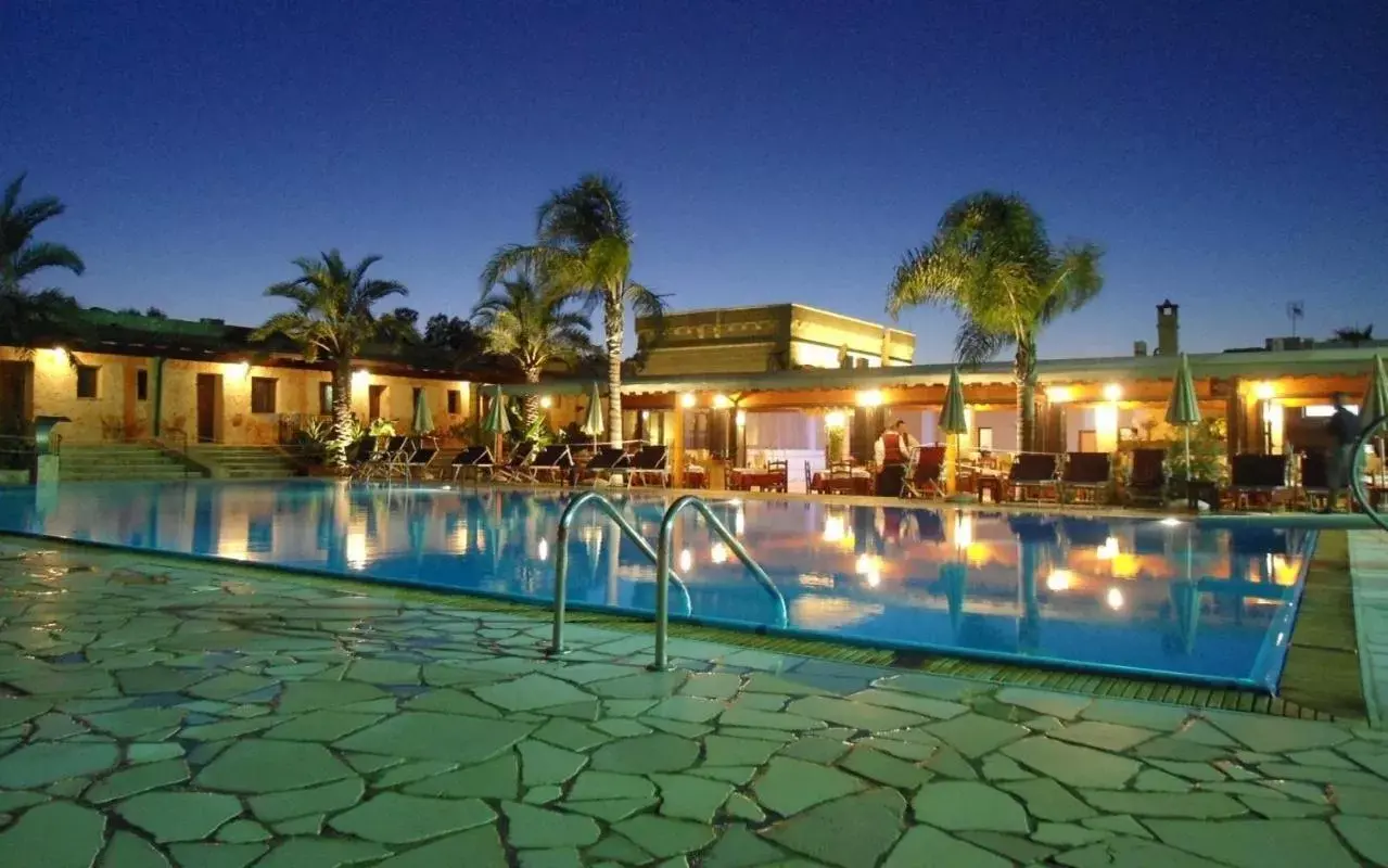 Night, Swimming Pool in Hotel Masseria Le Pajare