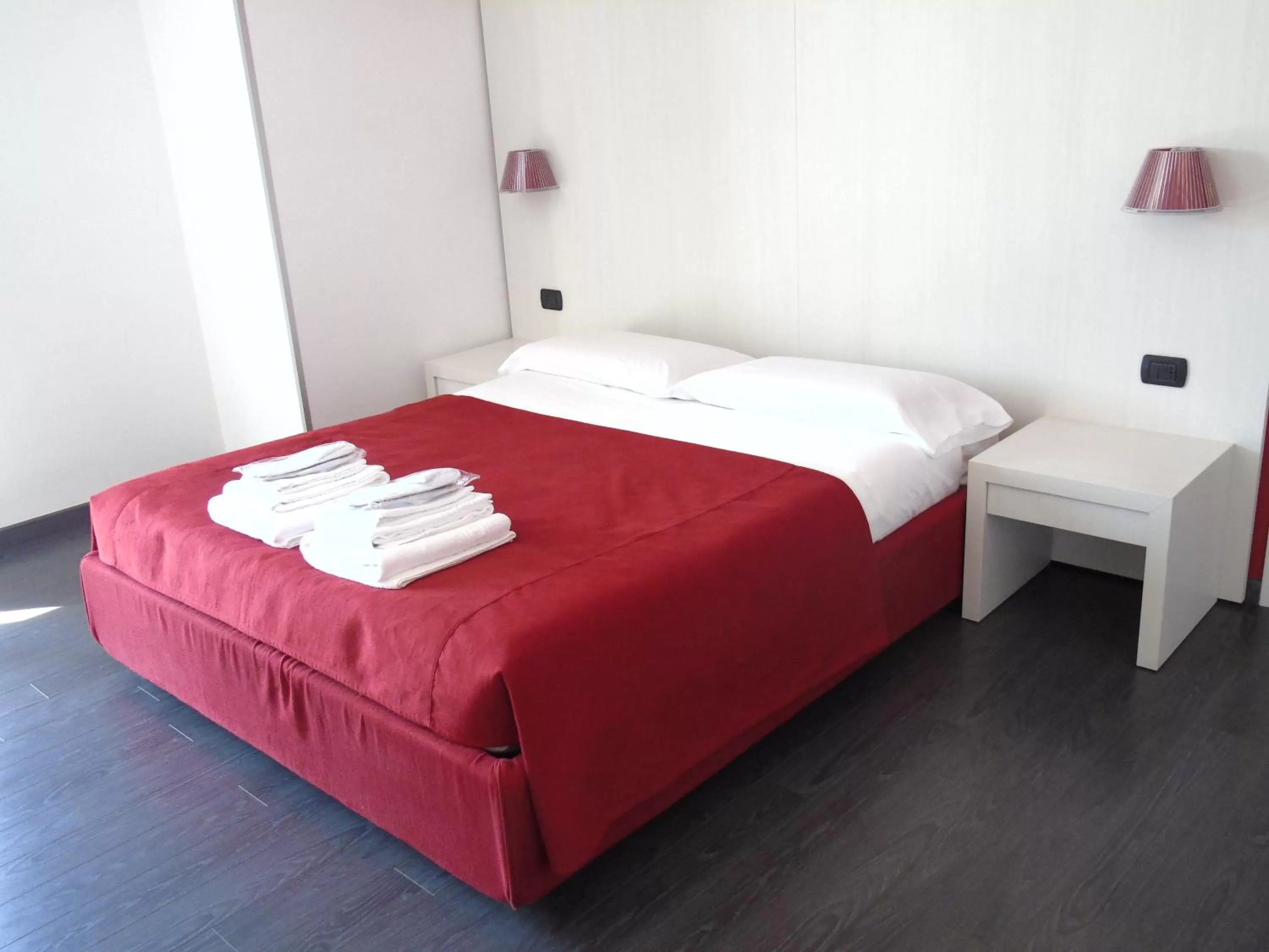 Bedroom, Bed in Areté Luxury Room