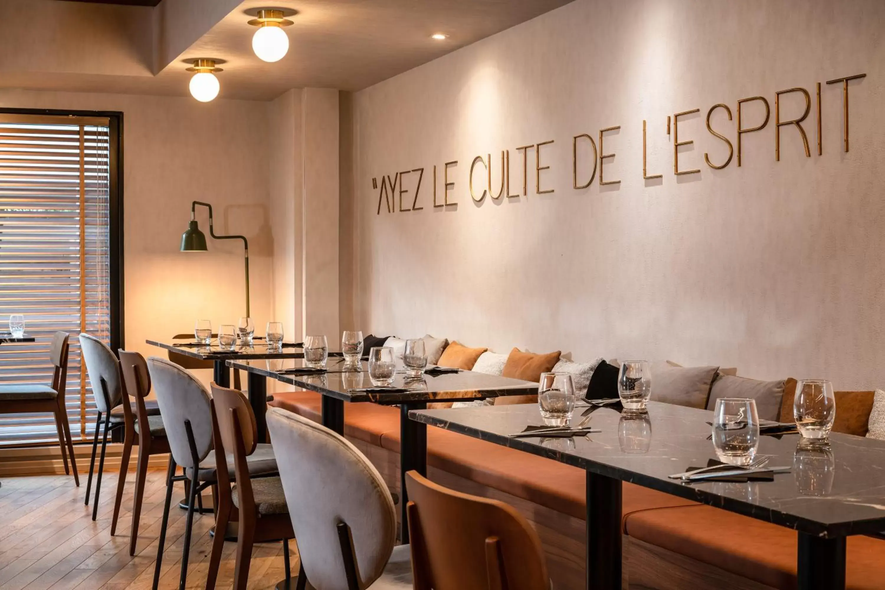 Breakfast, Restaurant/Places to Eat in Mercure Paris Montparnasse Pasteur