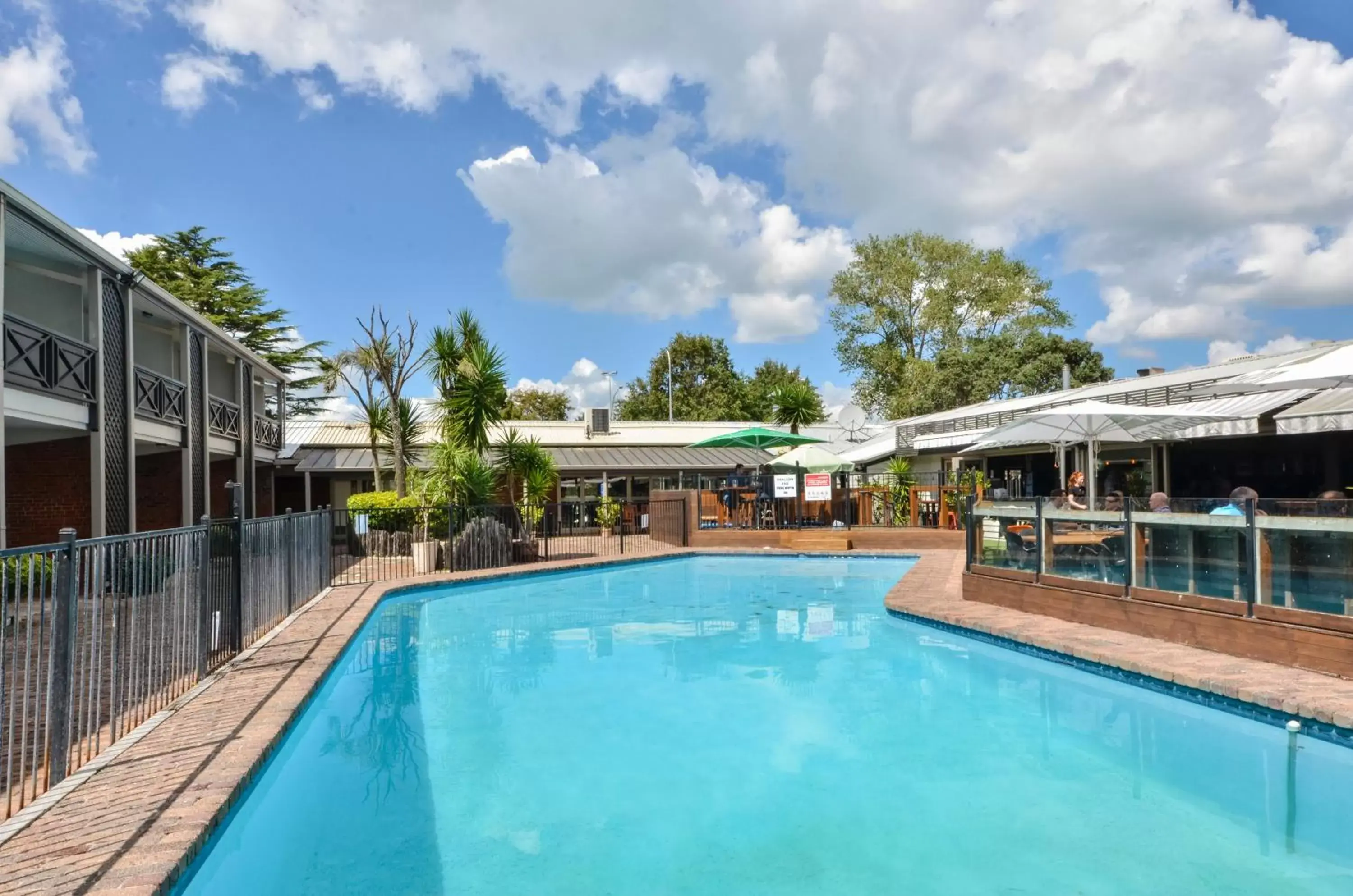 Swimming Pool in Poenamo Hotel