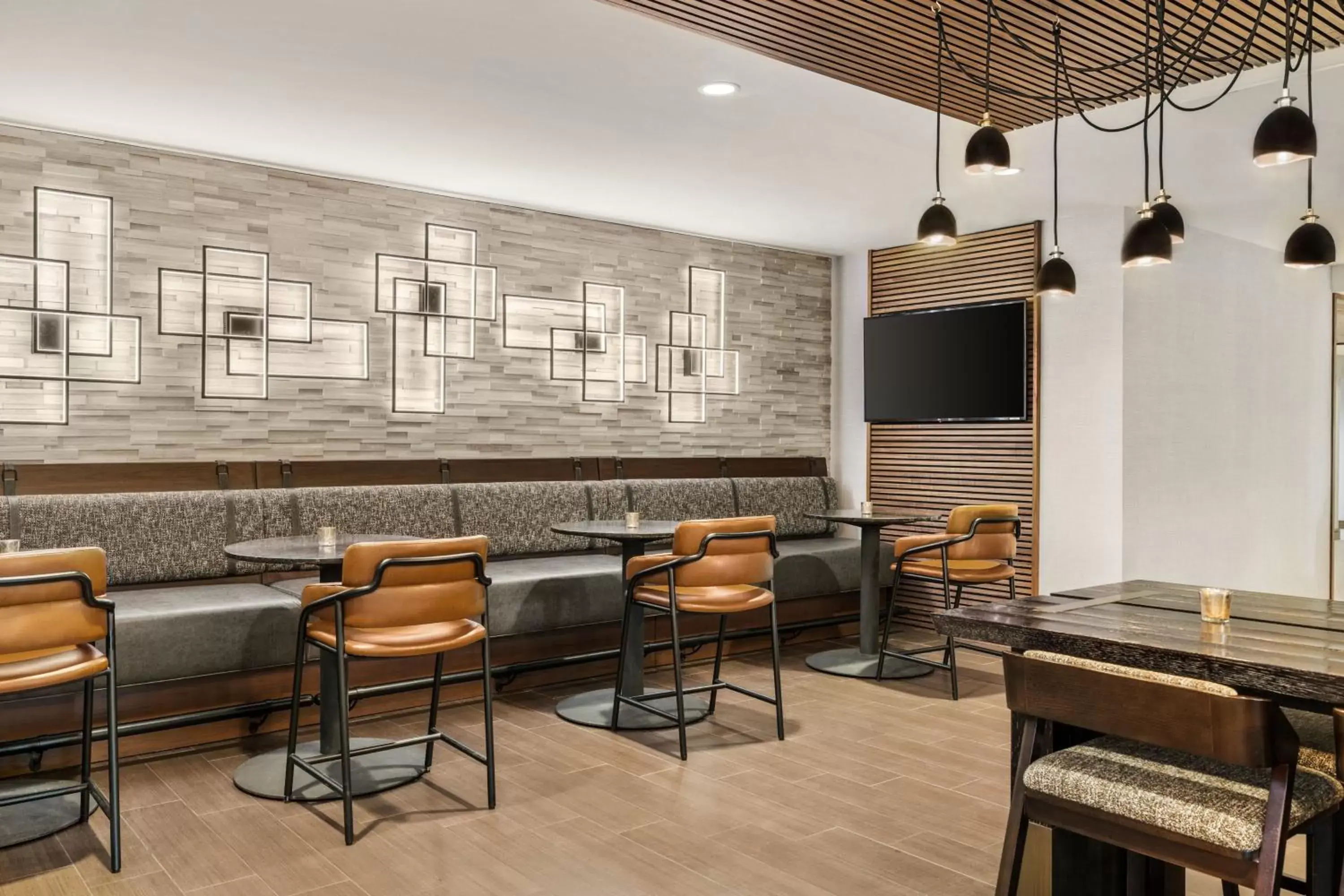 Lounge or bar, Restaurant/Places to Eat in Omaha Marriott