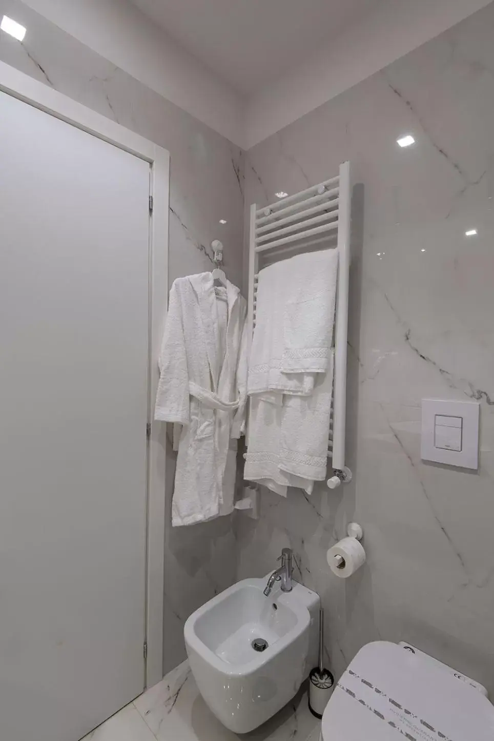 Toilet, Bathroom in Hotel Fiorentina