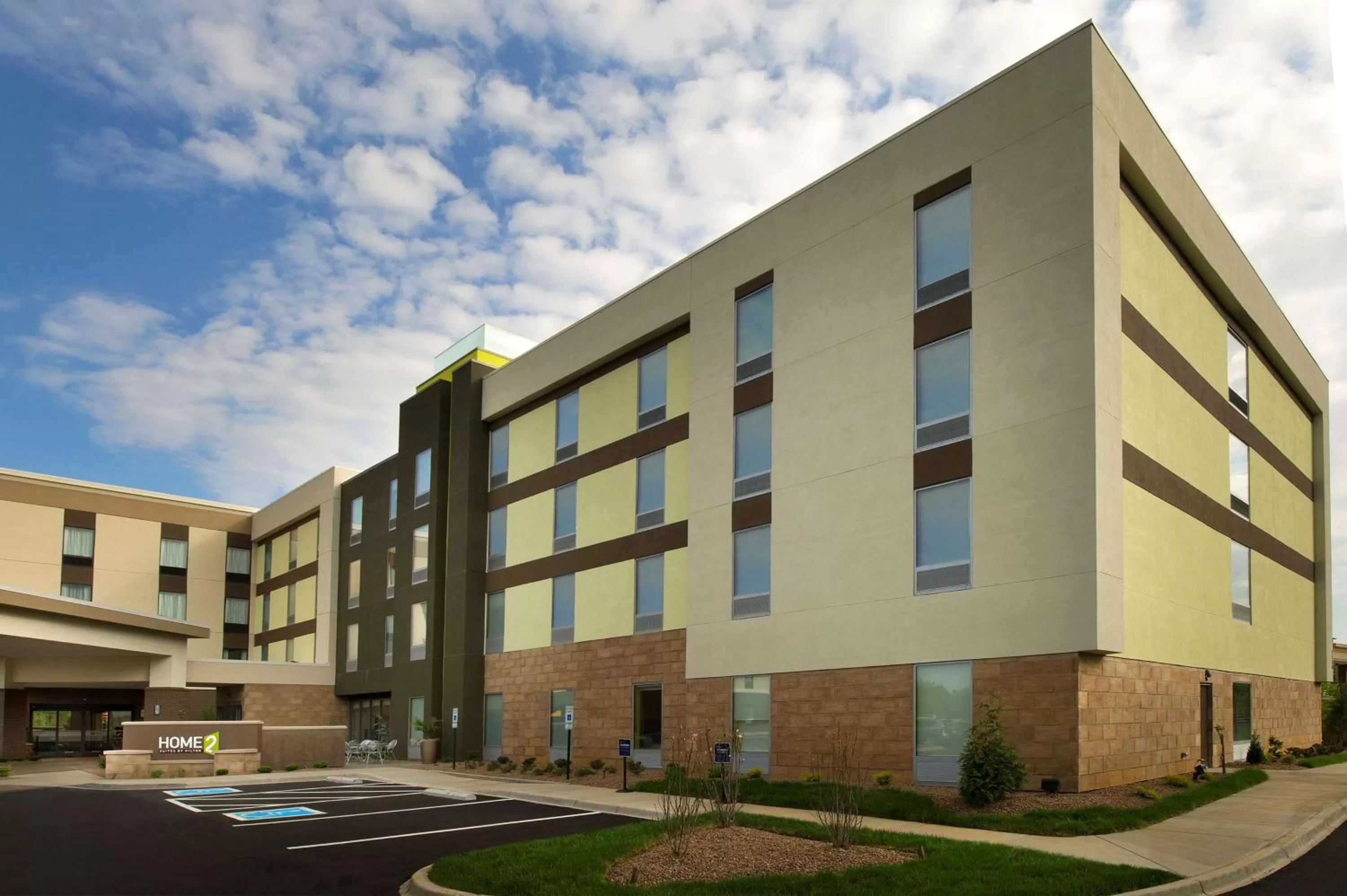 Property building in Home2 Suites by Hilton Louisville East Hurstbourne