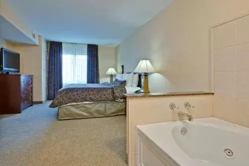 Day, Bathroom in Hawthorn Suites by Wyndham Williamsville Buffalo Airport