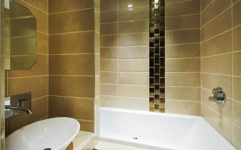 Bathroom in Applegarth Villa Hotel & Restaurant (Adult Only)
