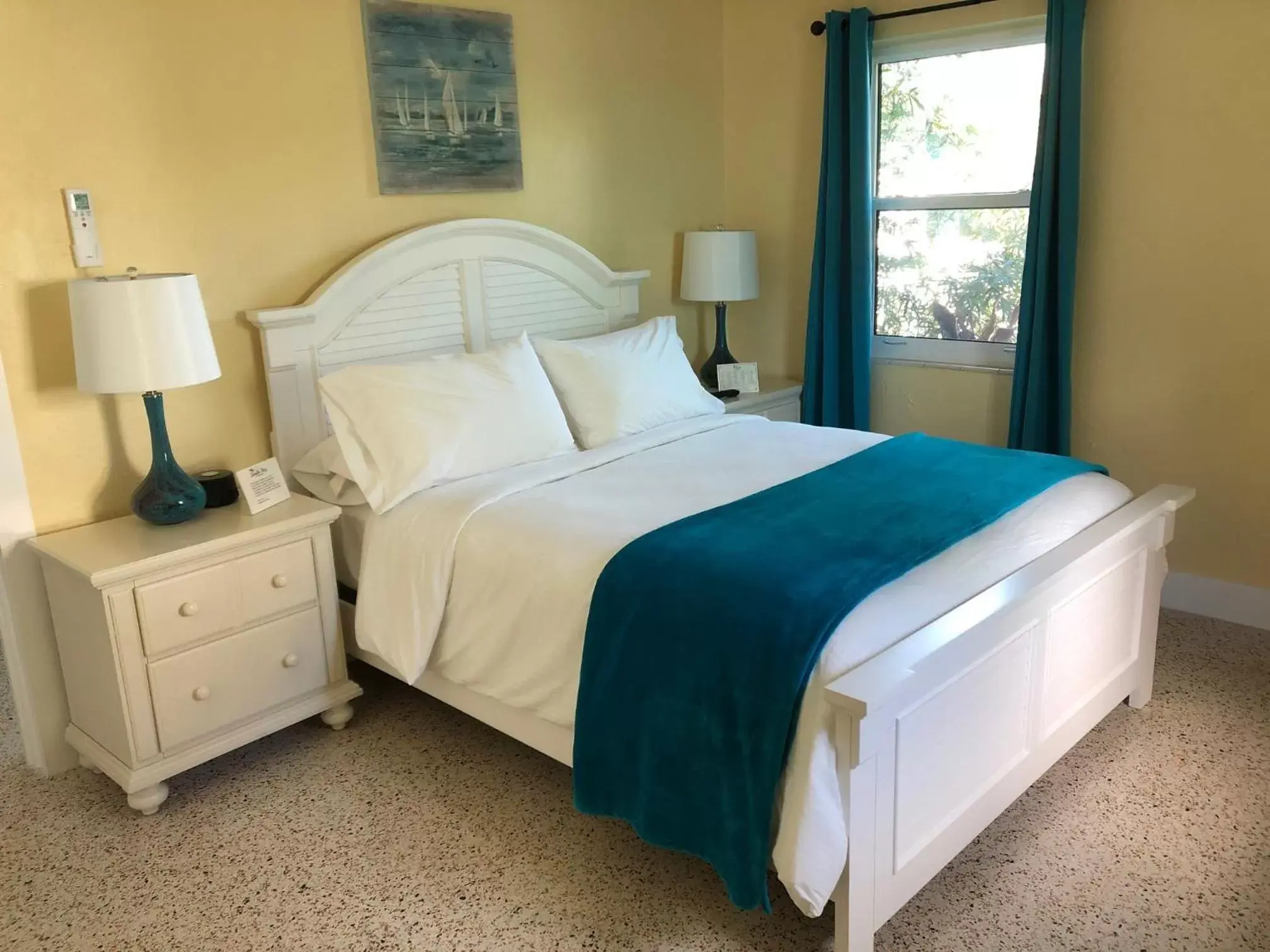 Bedroom, Bed in Siesta Key Palms Resort
