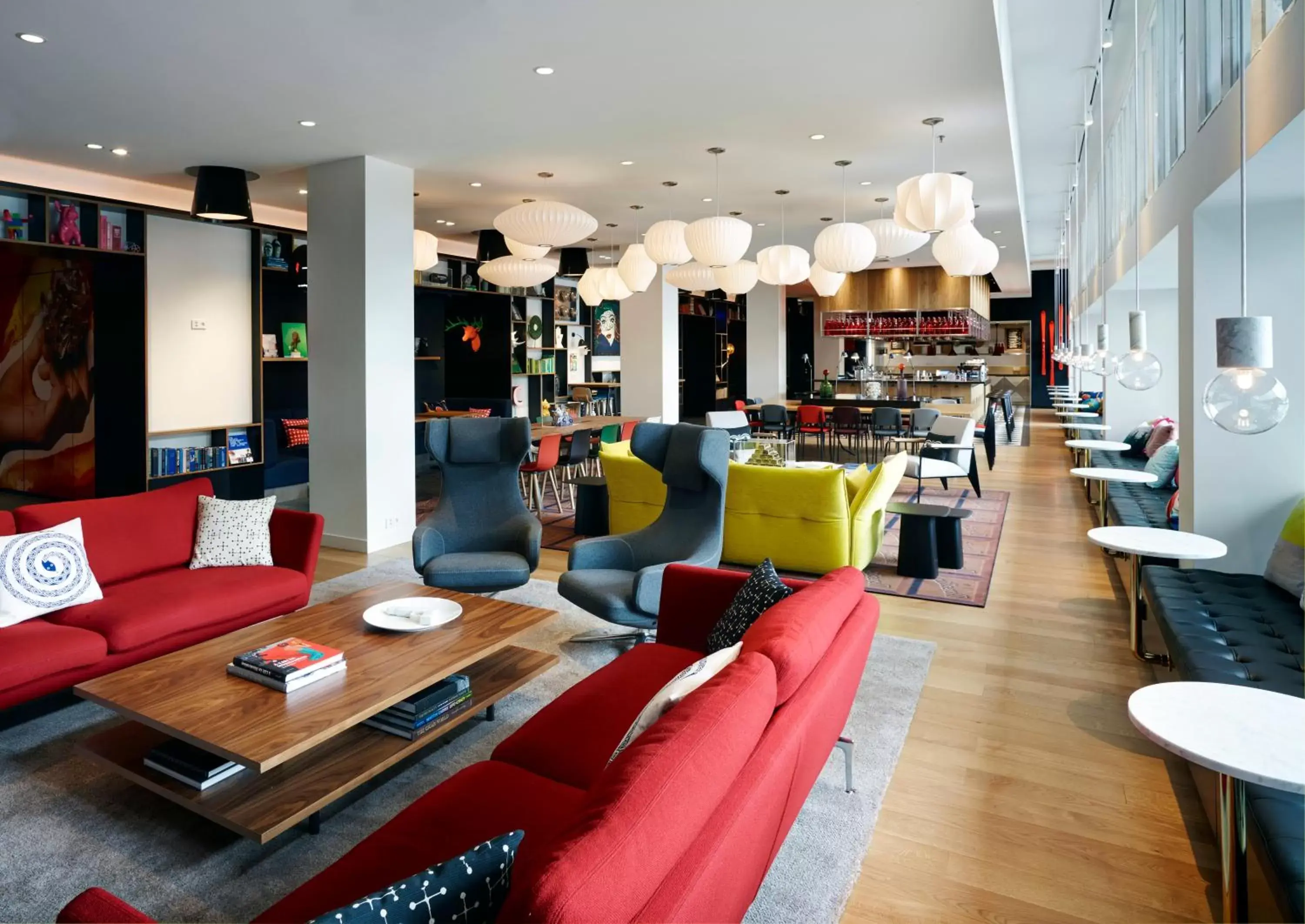 Lobby or reception, Restaurant/Places to Eat in citizenM Zürich