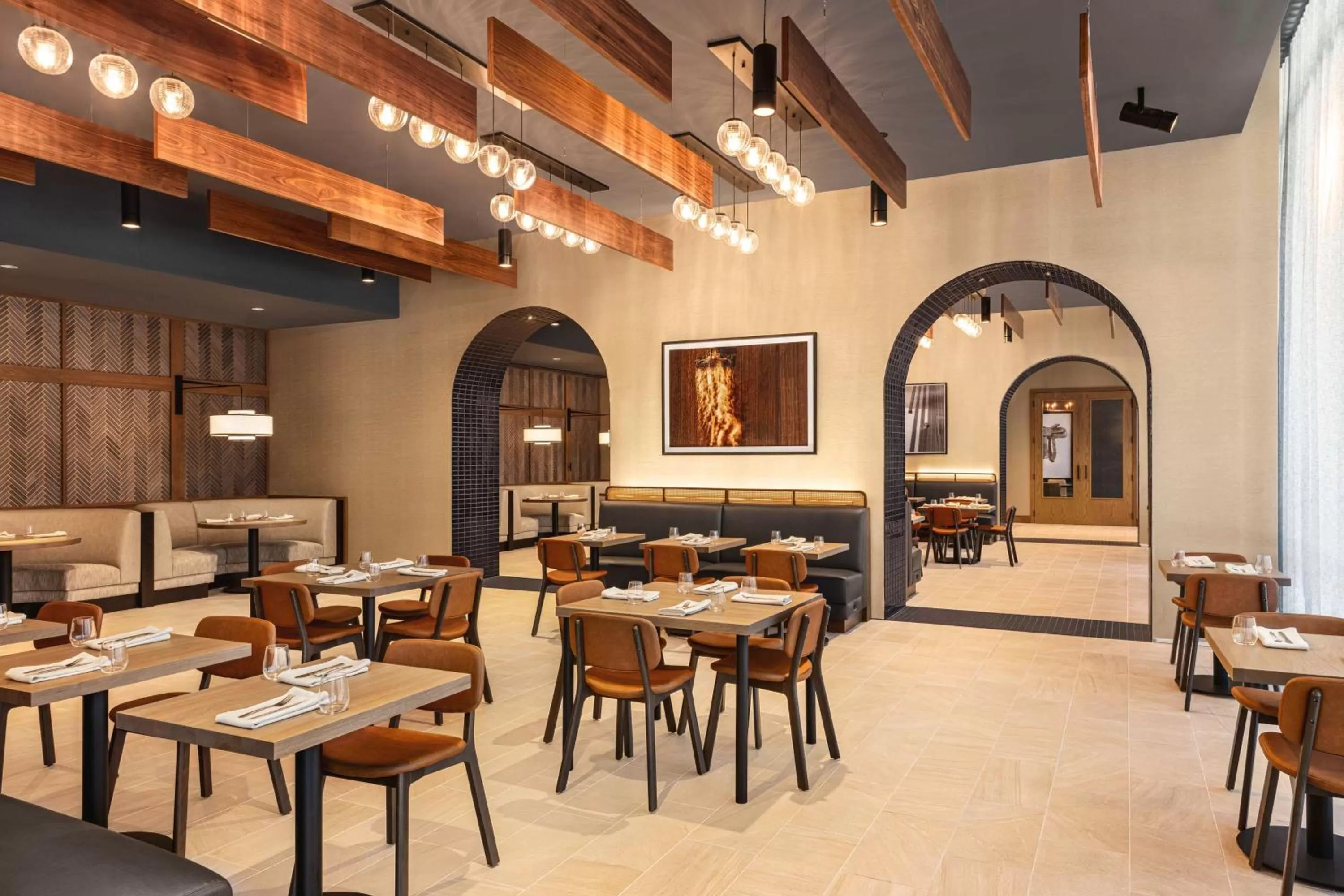 Restaurant/places to eat in Doubletree By Hilton Abilene Downtown Convention Center