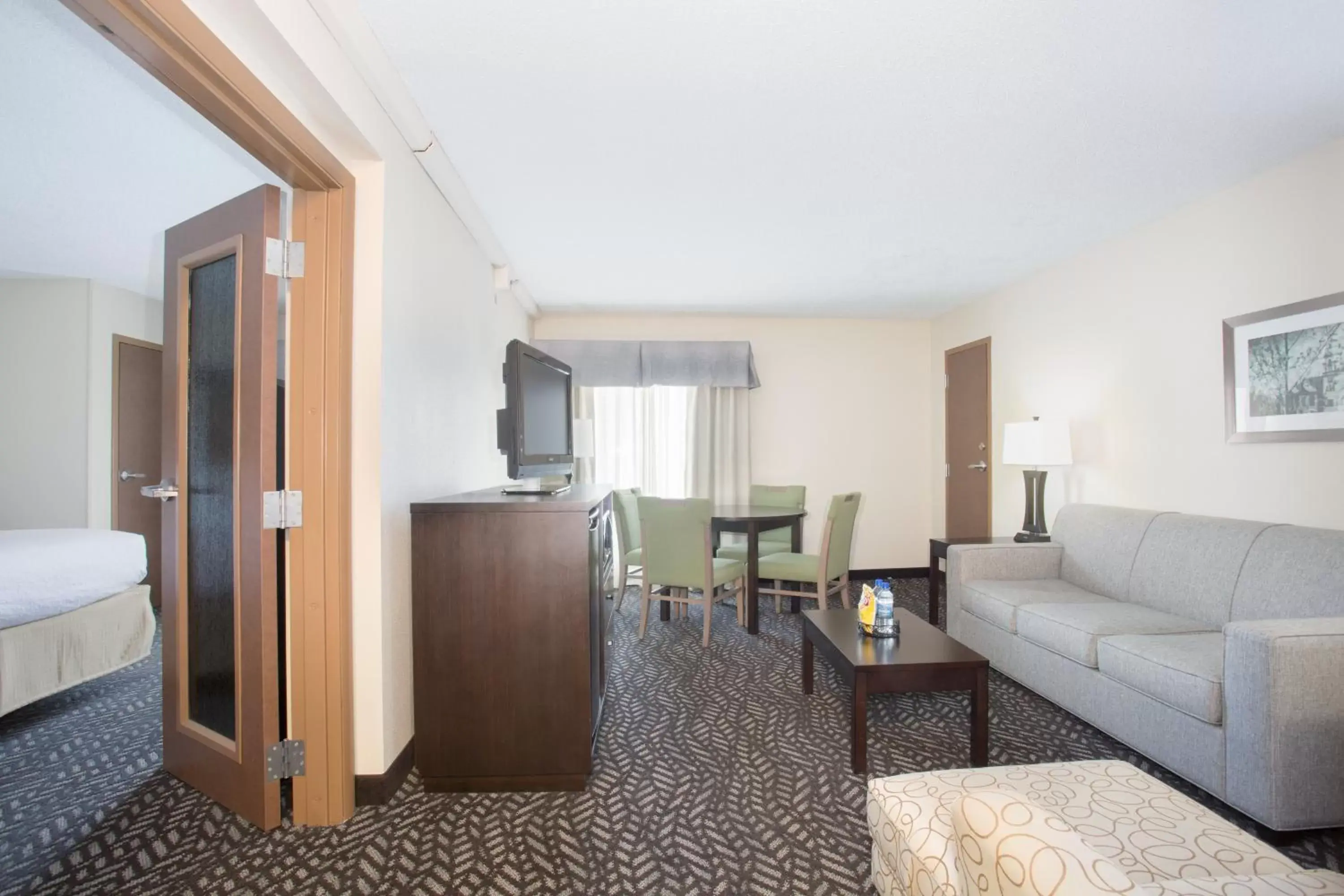 Photo of the whole room, Seating Area in Holiday Inn Little Rock-Airport-Conference Center, an IHG Hotel