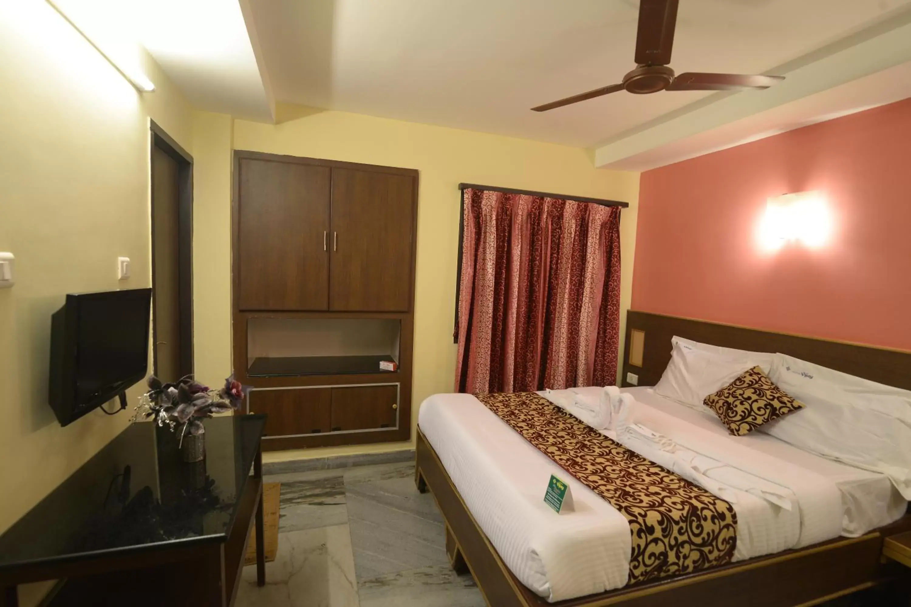 Bed in Hotel Vijay