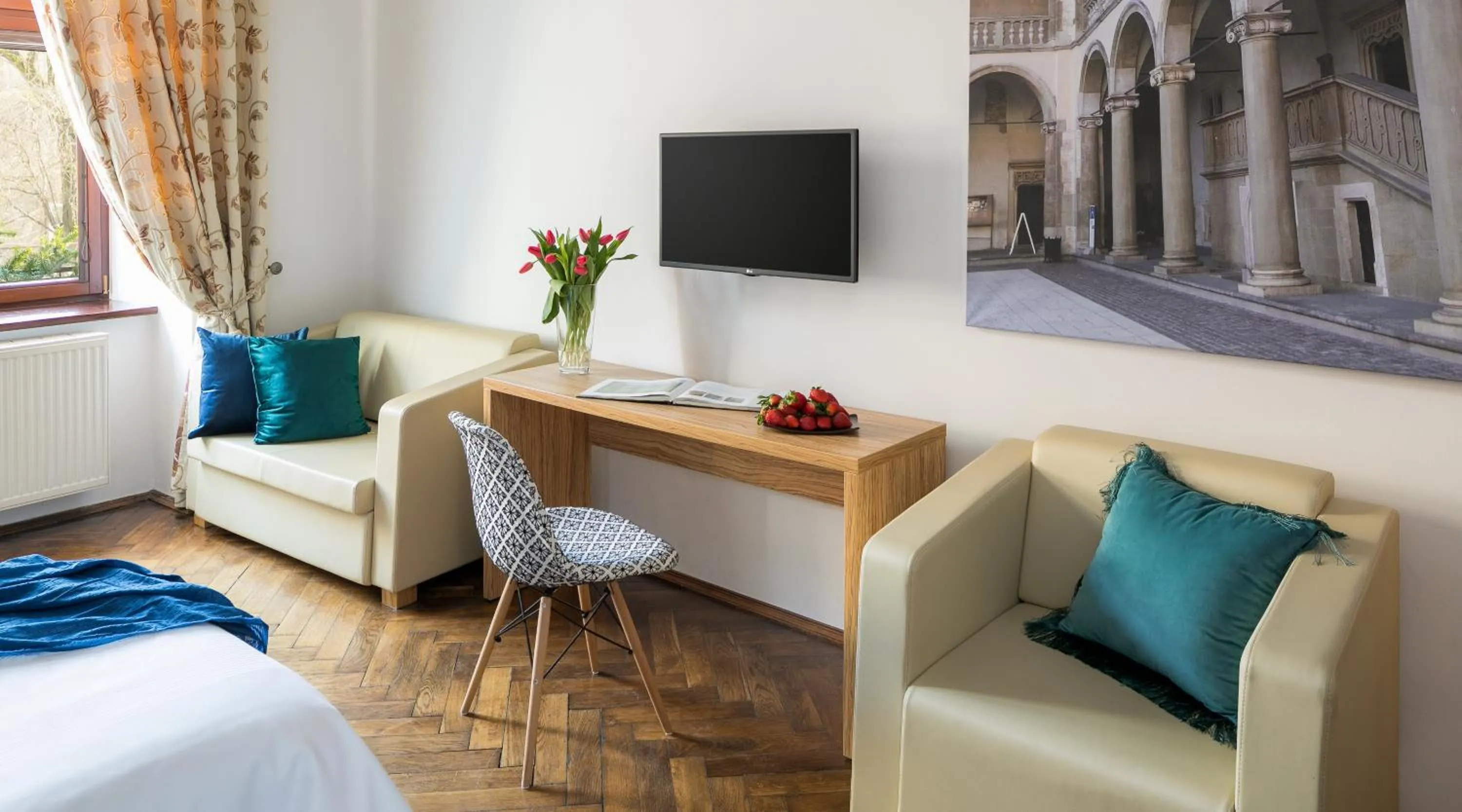 TV and multimedia, Bed in Cracowdays