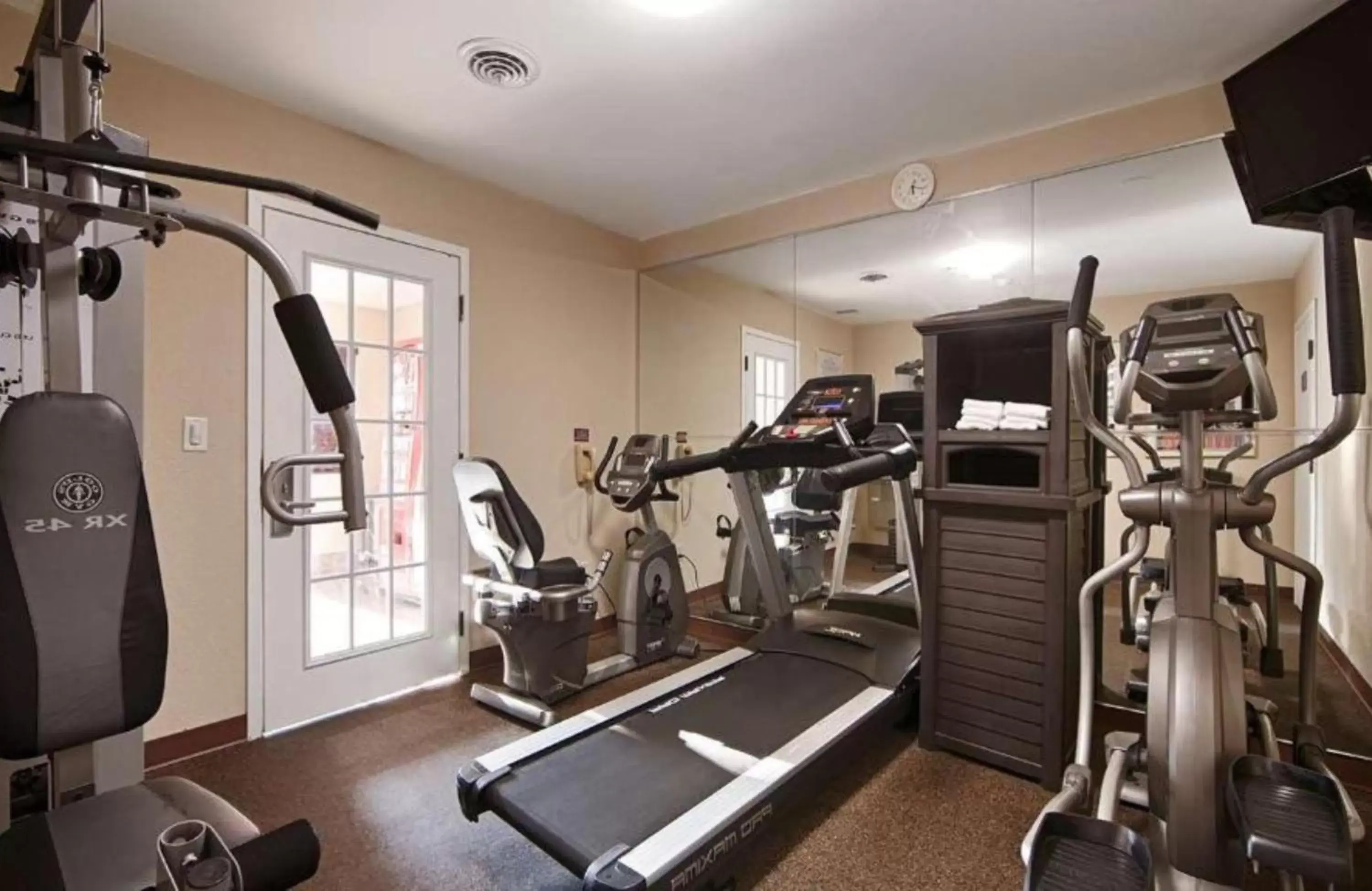 Fitness centre/facilities, Fitness Center/Facilities in Best Western Executive Inn