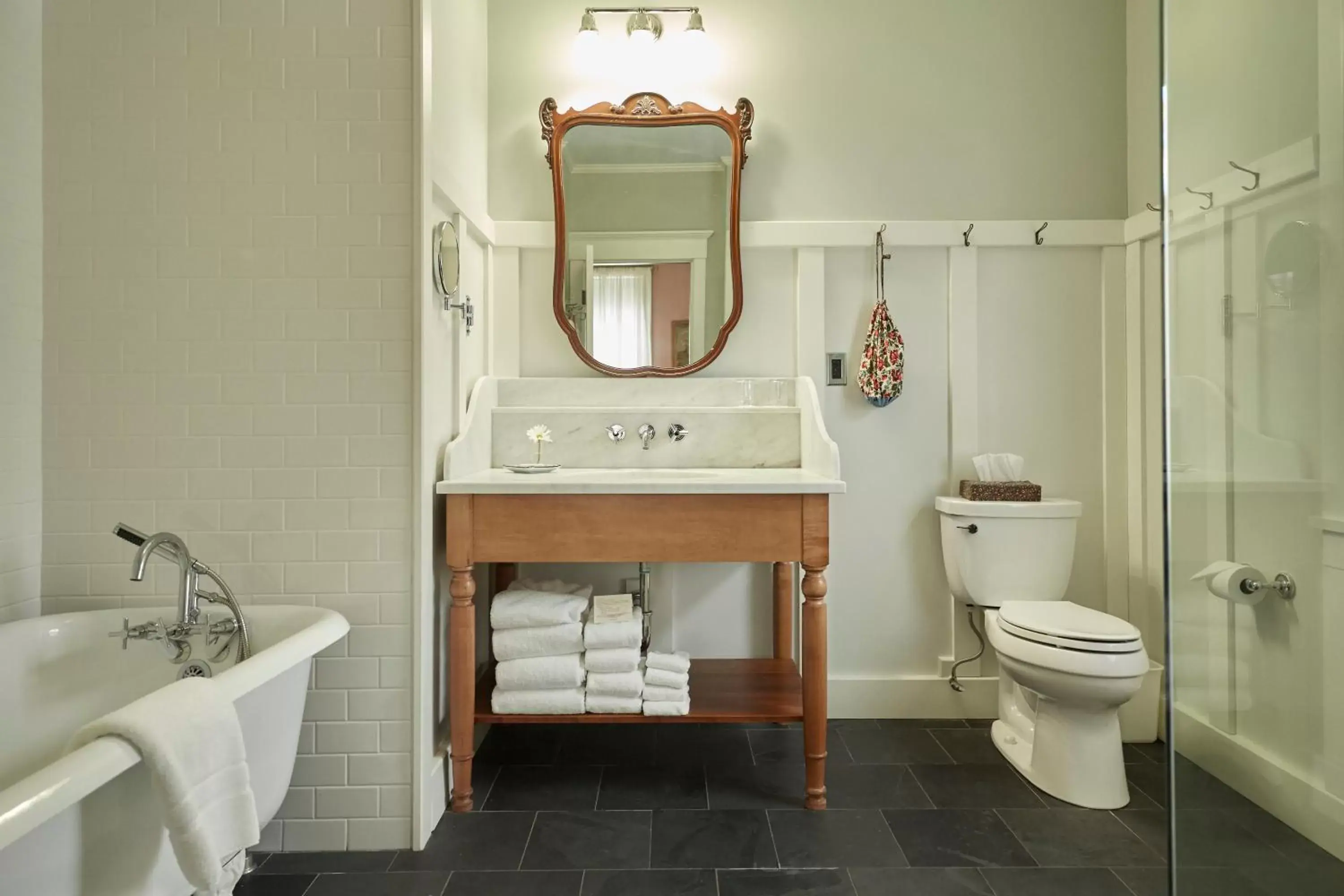 Bathroom in The Red Lion Inn