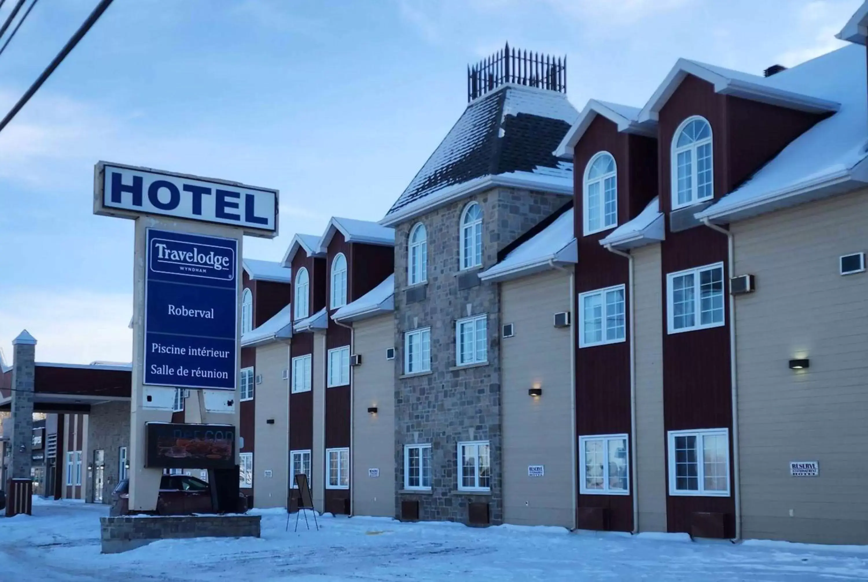 Property building, Winter in Travelodge by Wyndham Roberval