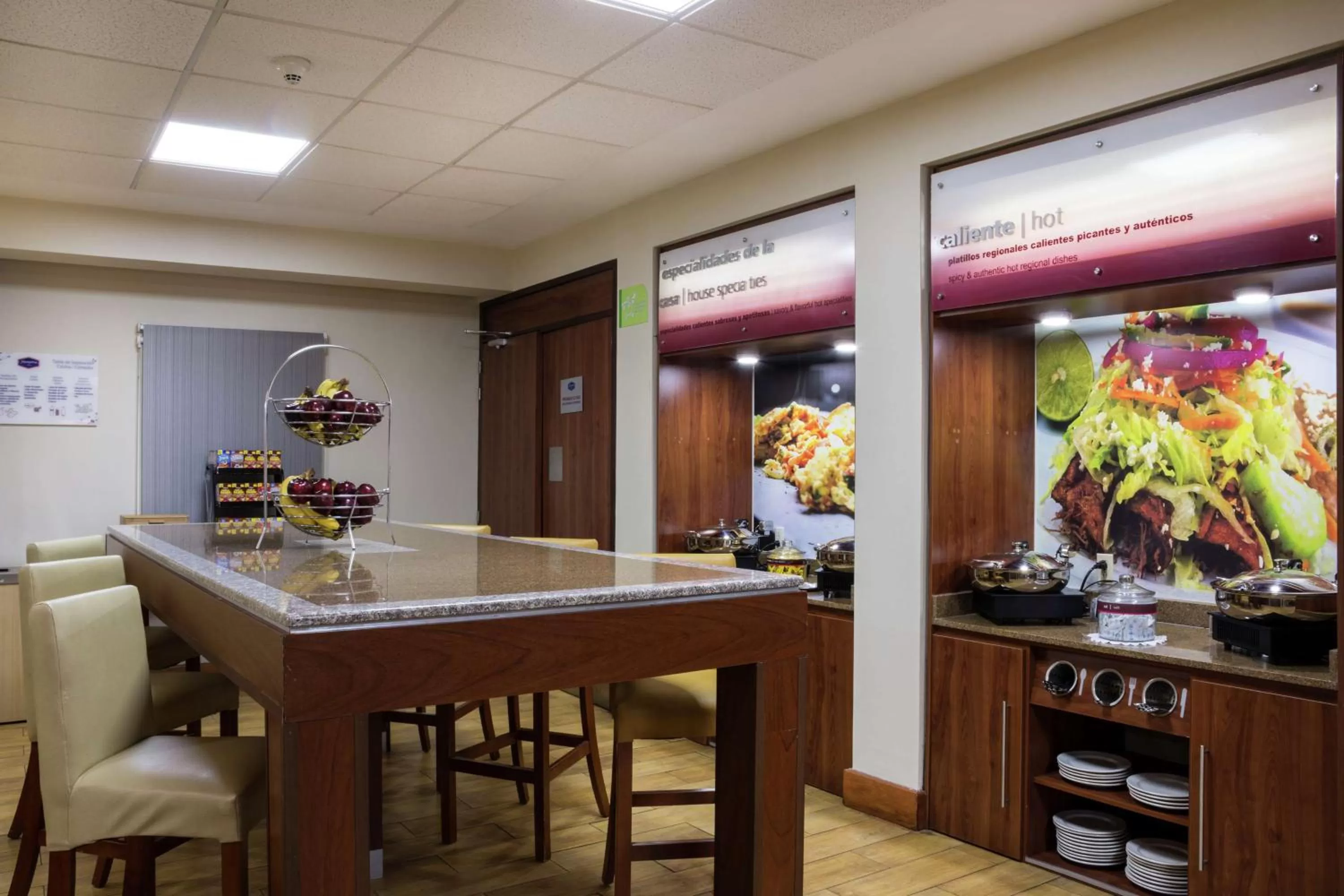 Breakfast in Hampton by Hilton San Juan del Rio