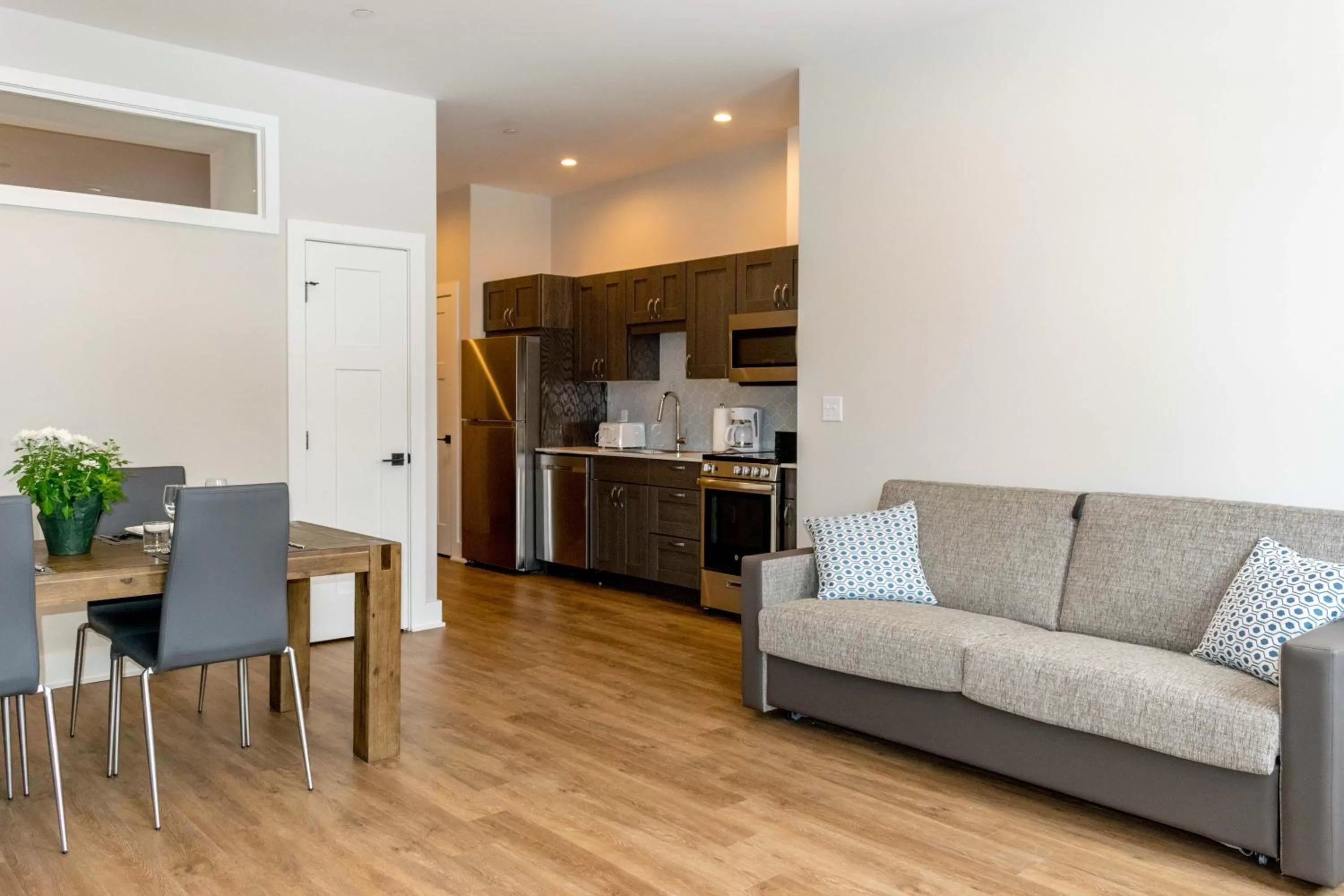 Lake Placid Inn: Main Street