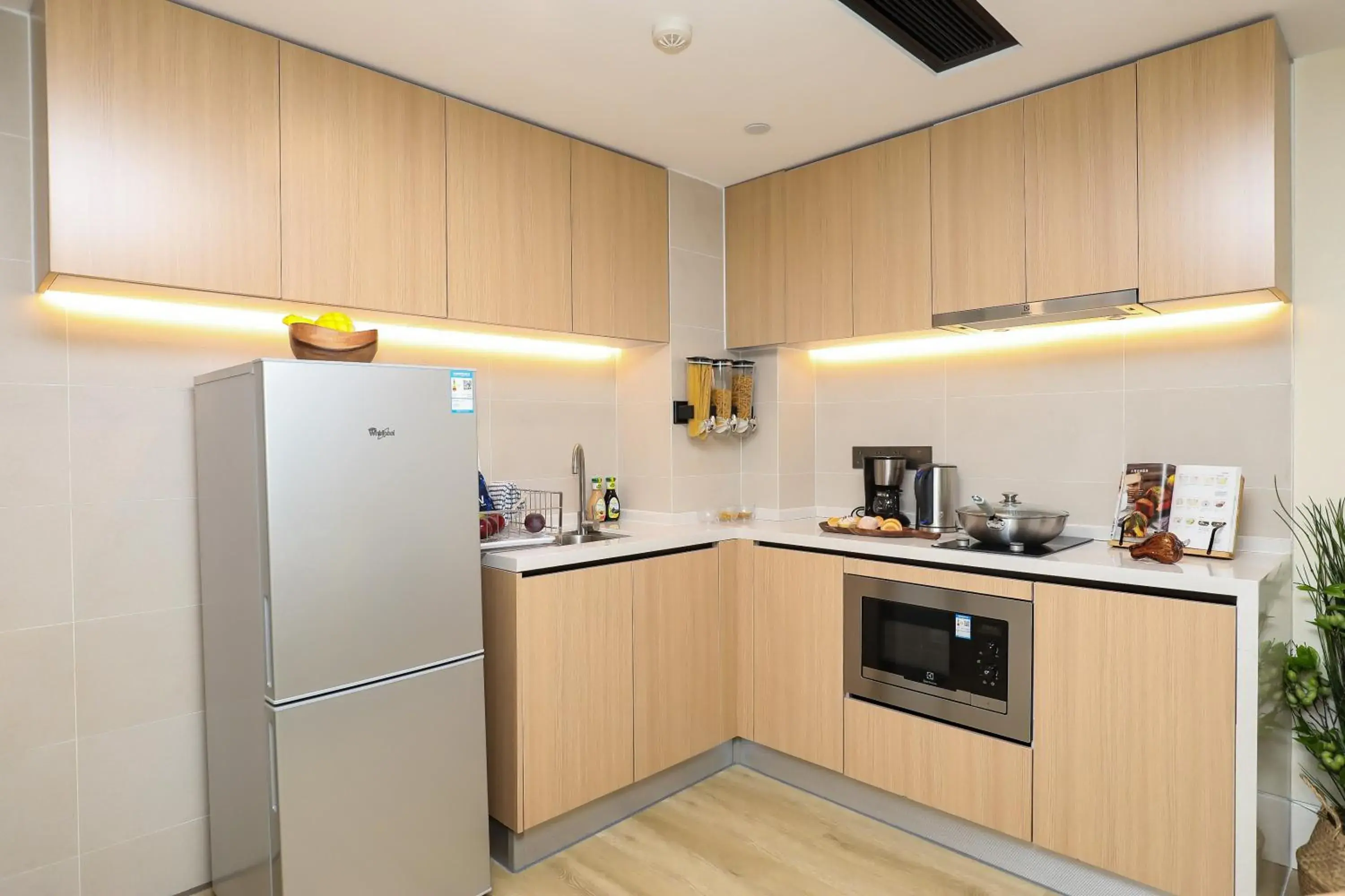 Kitchen or kitchenette, Kitchen/Kitchenette in Citadines Gaoke Liangjiang Chongqing